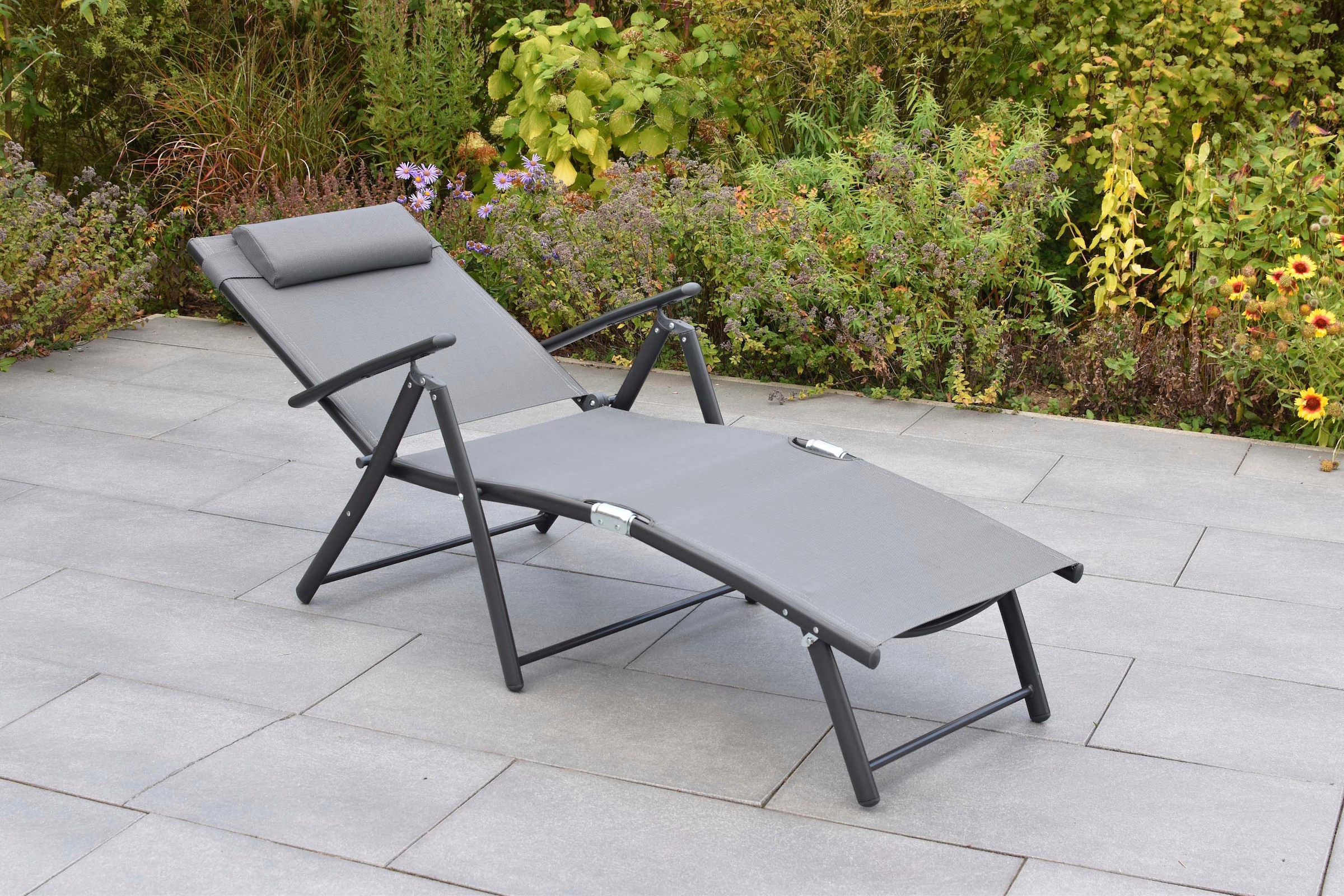 MERXX Gartenliege »Deckchair« zusammenklappbar, 4-fach verstellbar, inkl. 1 Kopfkissen