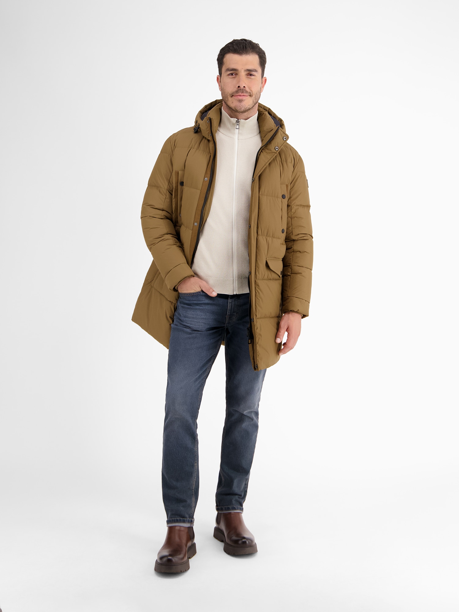 Steppjacke »LERROS Lange Steppjacke im Parka-Design, dick gefüttert«, mit Kapuze,...