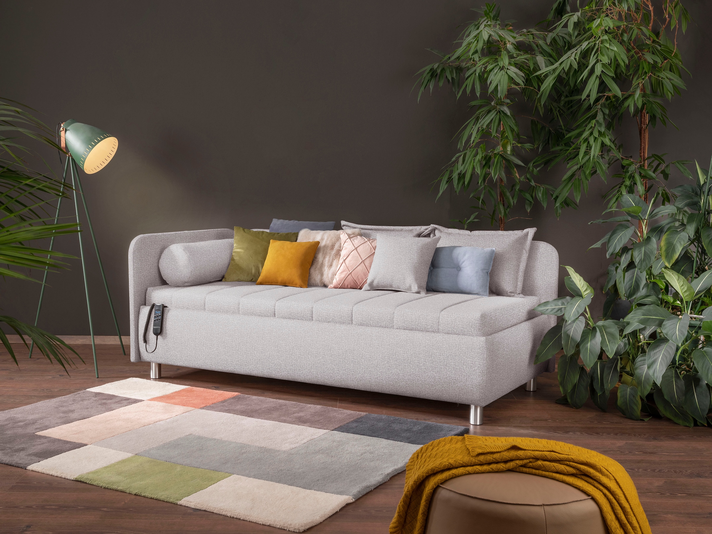 alina Schlafsofa »Kiana«, Liegefläche 90/200 cm oder 100/200 cm, Bettkasten, Zierkissen-Set