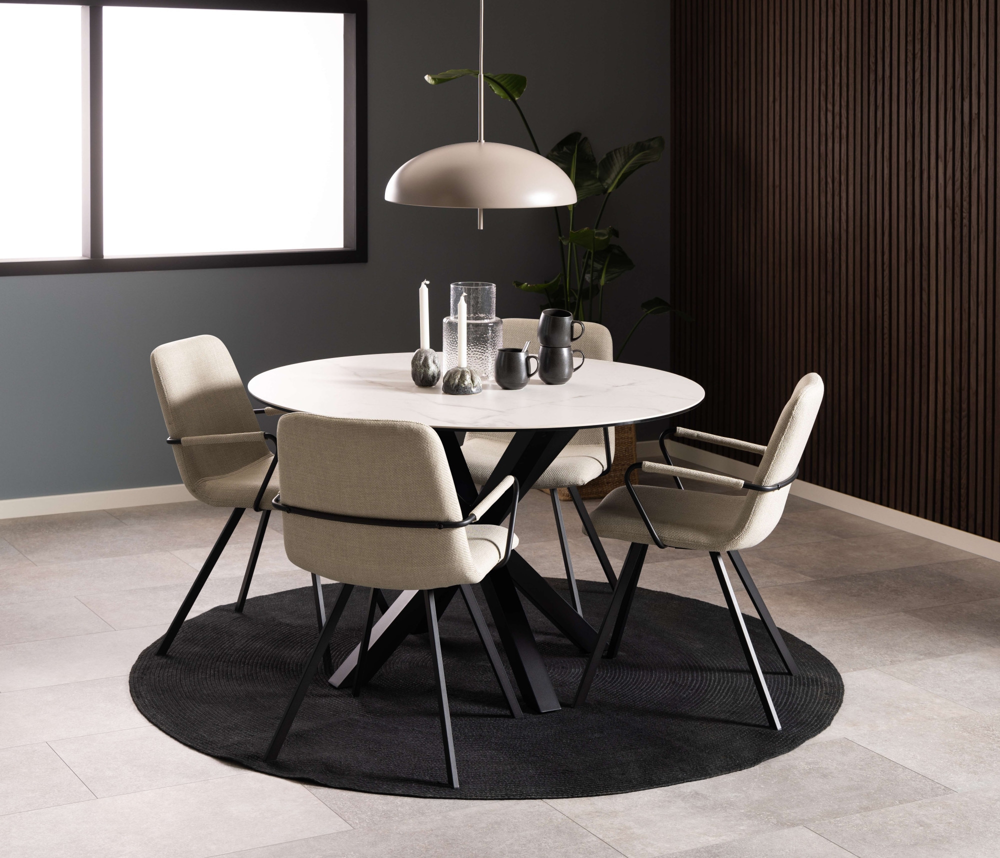 ACTONA GROUP Esszimmerstuhl »Selina Armlehnstuhl«, Luxus-Microfaser, gepolstert, Beine Stahl schwarz, 2er-Set