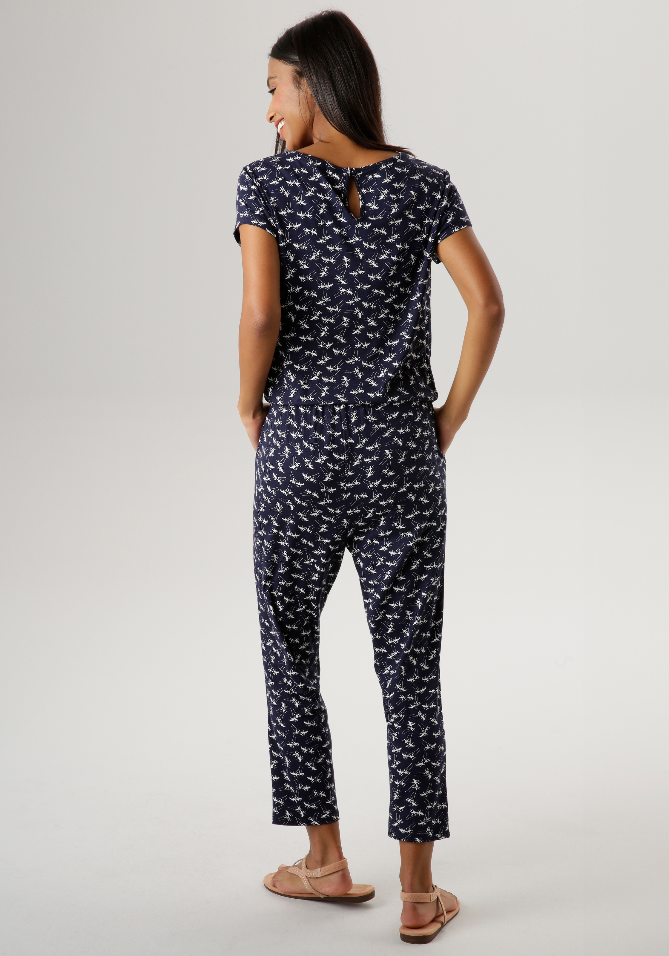 Aniston SELECTED Jumpsuit, mit Palmen bedruckt