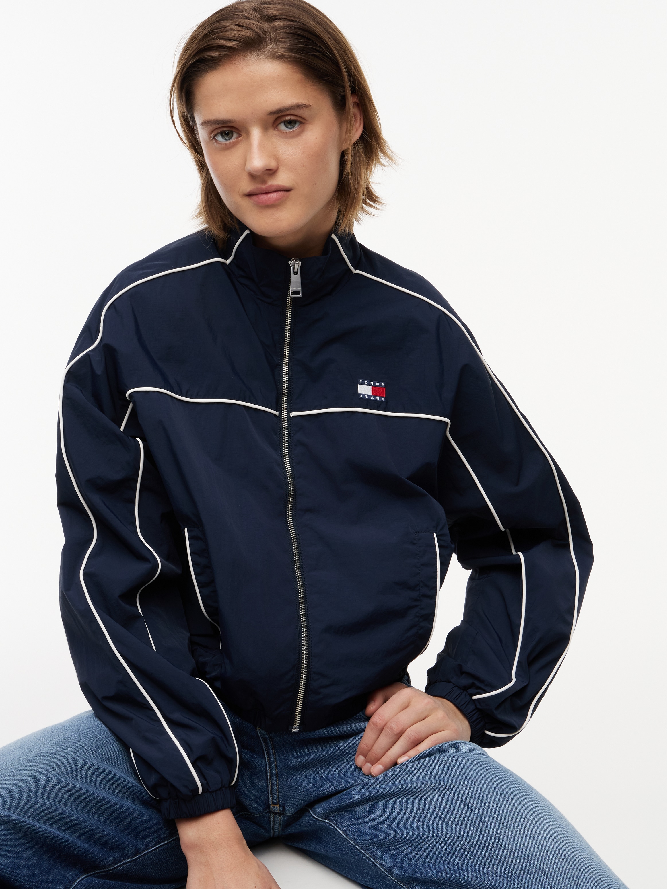 Tommy Jeans Blouson »TJW NYLON PIPING JACKET« mit kontrastfarbener Paspelierung