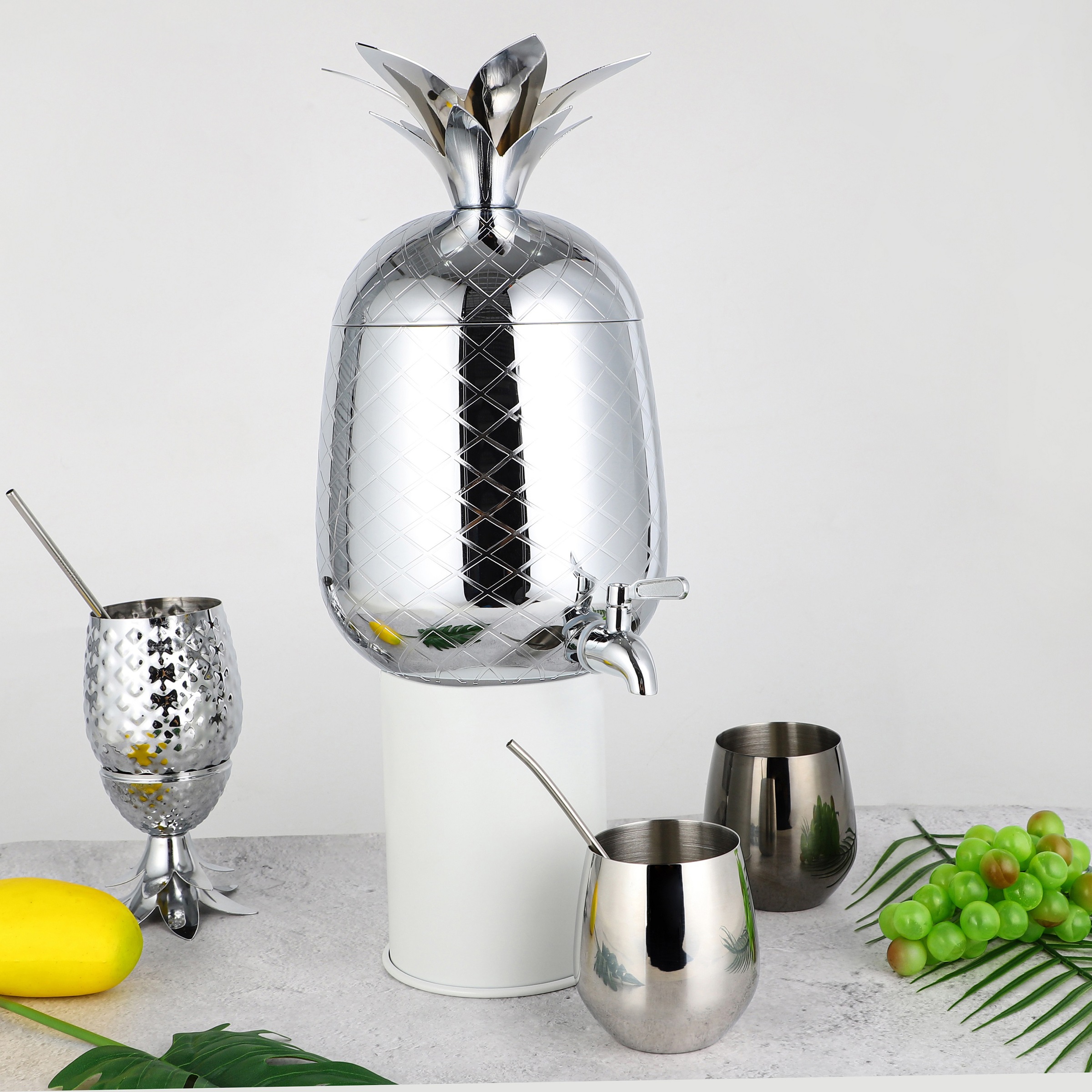 ECHTWERK Getränkespender »Ananas/ Pineapple«, mit Zapfhahn aus hochwertigem Edelstahl, 33 x 19,5 cm, 4,7 L