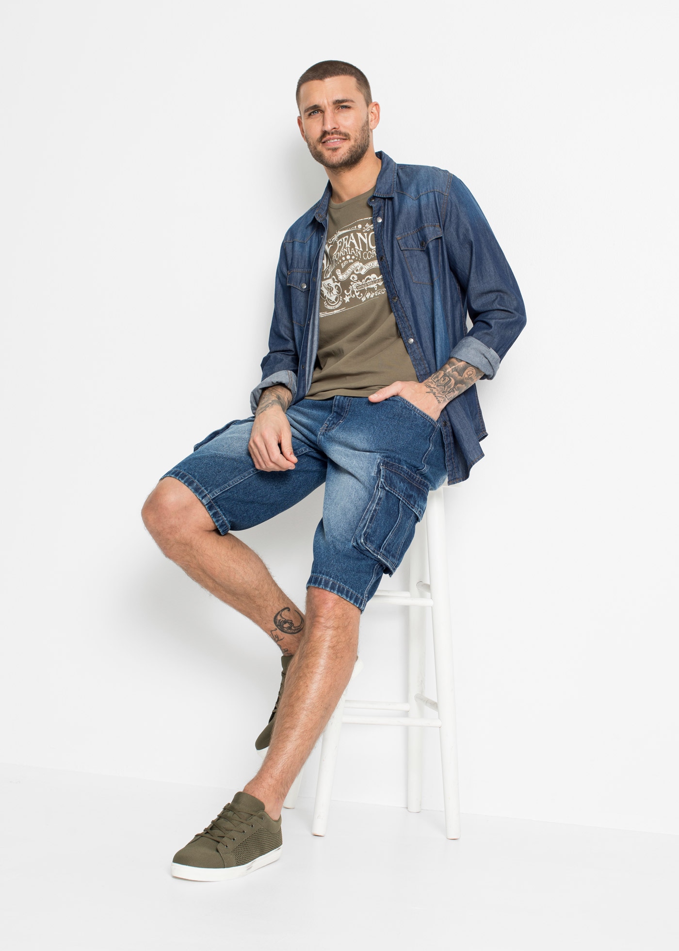 bonprix Bermudas  aus Baumwolle und Elasthan, Relaxed Fit, Cargo-Jeans-Design