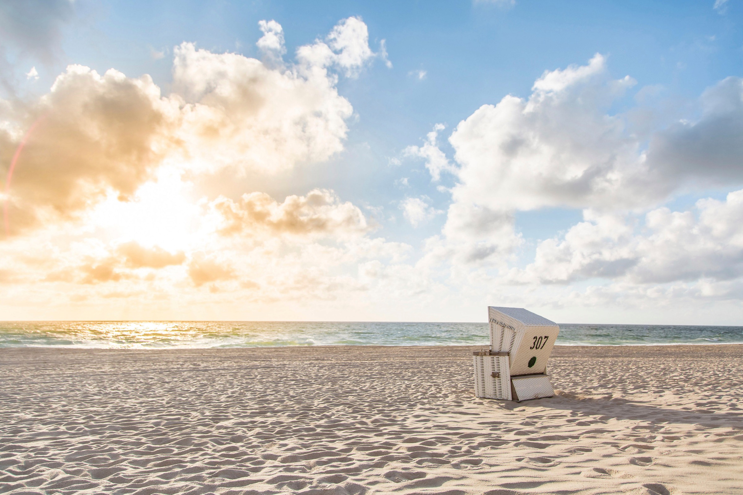 A.S. Création Leinwandbild »Beach Chair«, Kunst-Gemälde-Kinder, (1 St.), Strand Meer Keilrahmen Natur Leinwand-Bild Wohnzimmer modern Wandbild