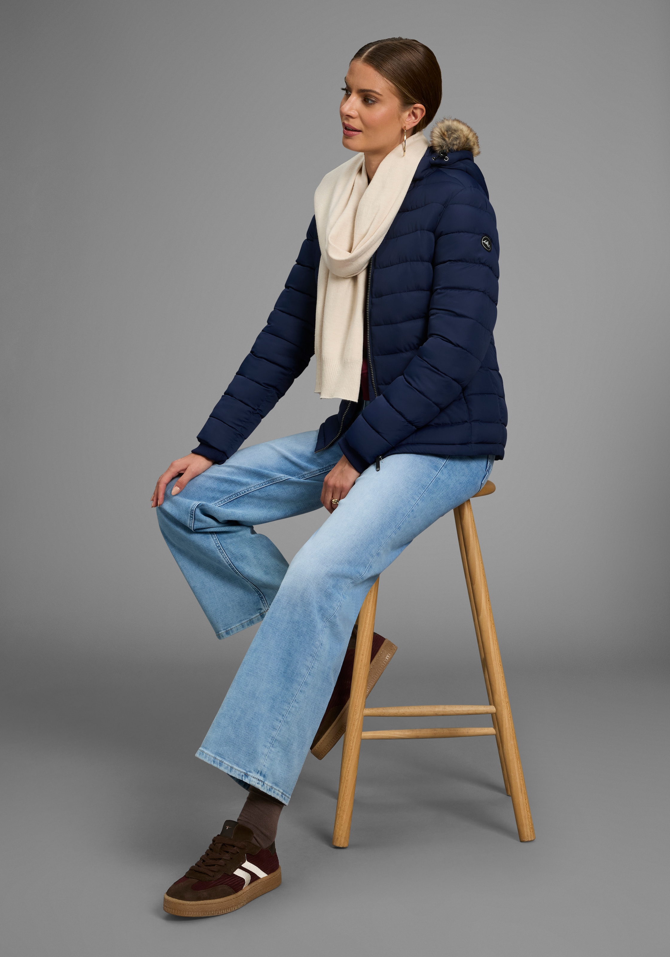 Polarino Steppjacke mit Kapuze Kapuze mit Fellimitat zum Abnehmen