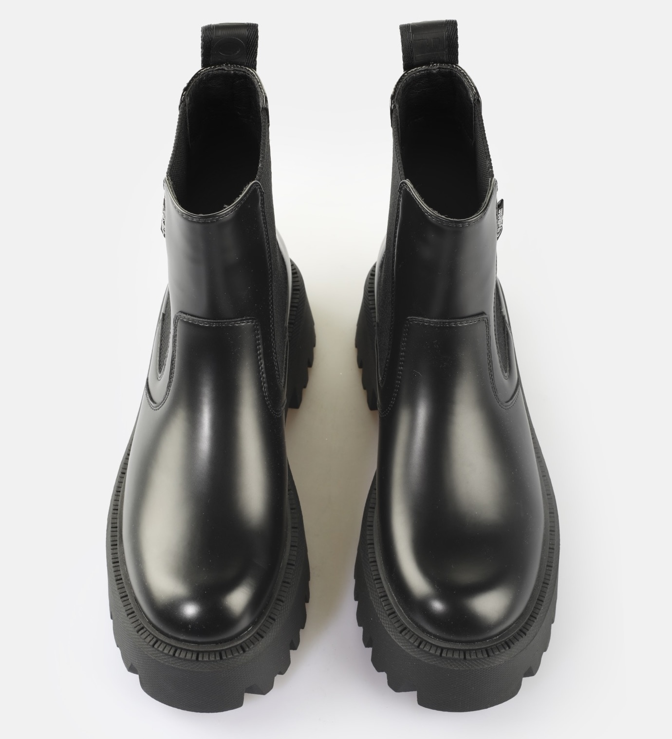Buffalo Chelseaboots »ASPEN«, Stiefelette, Schlupfboots, Plateauboots, Profilsohle mit Stretch