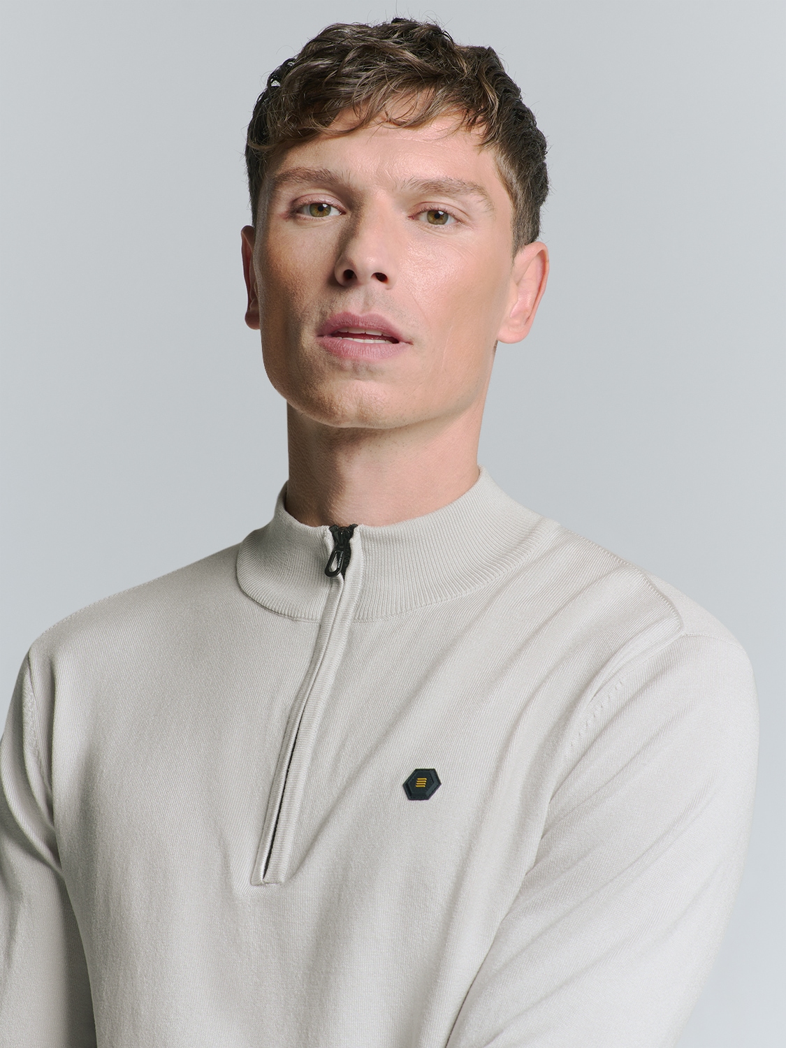 NO EXCESS Rundhalspullover »No Excess Sweatshirt mit halbem Reißverschluss«