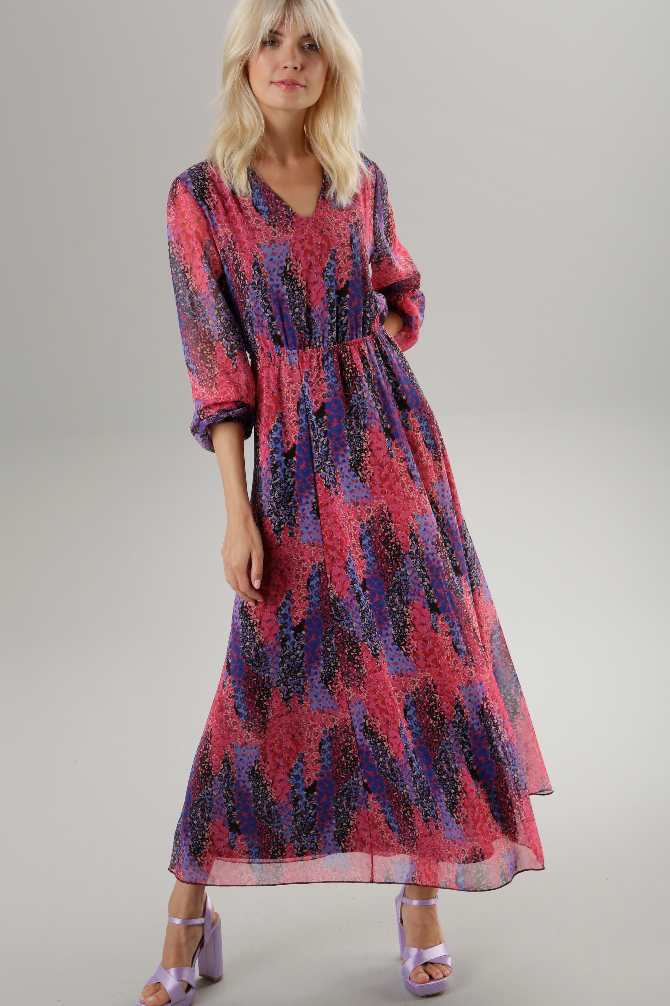 SELECTED Aniston Sommerkleid farbenfrohem Blumendruck mit