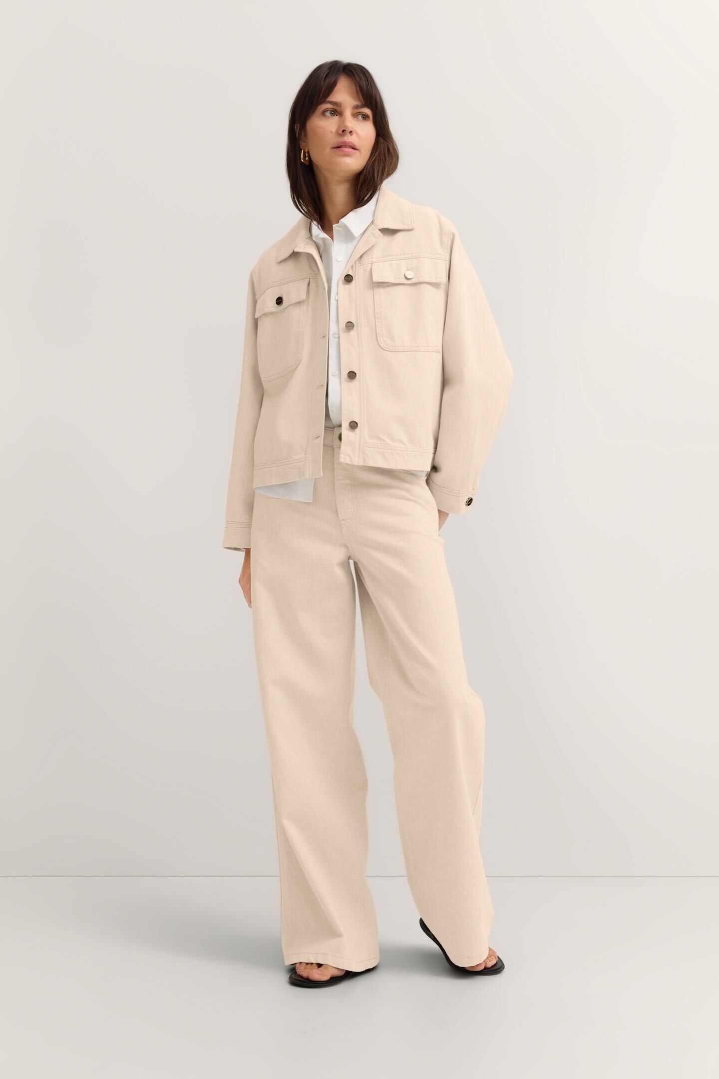 bugatti Jeansjacke »Loose Fit« aus Baumwolle mit Hemdkragen