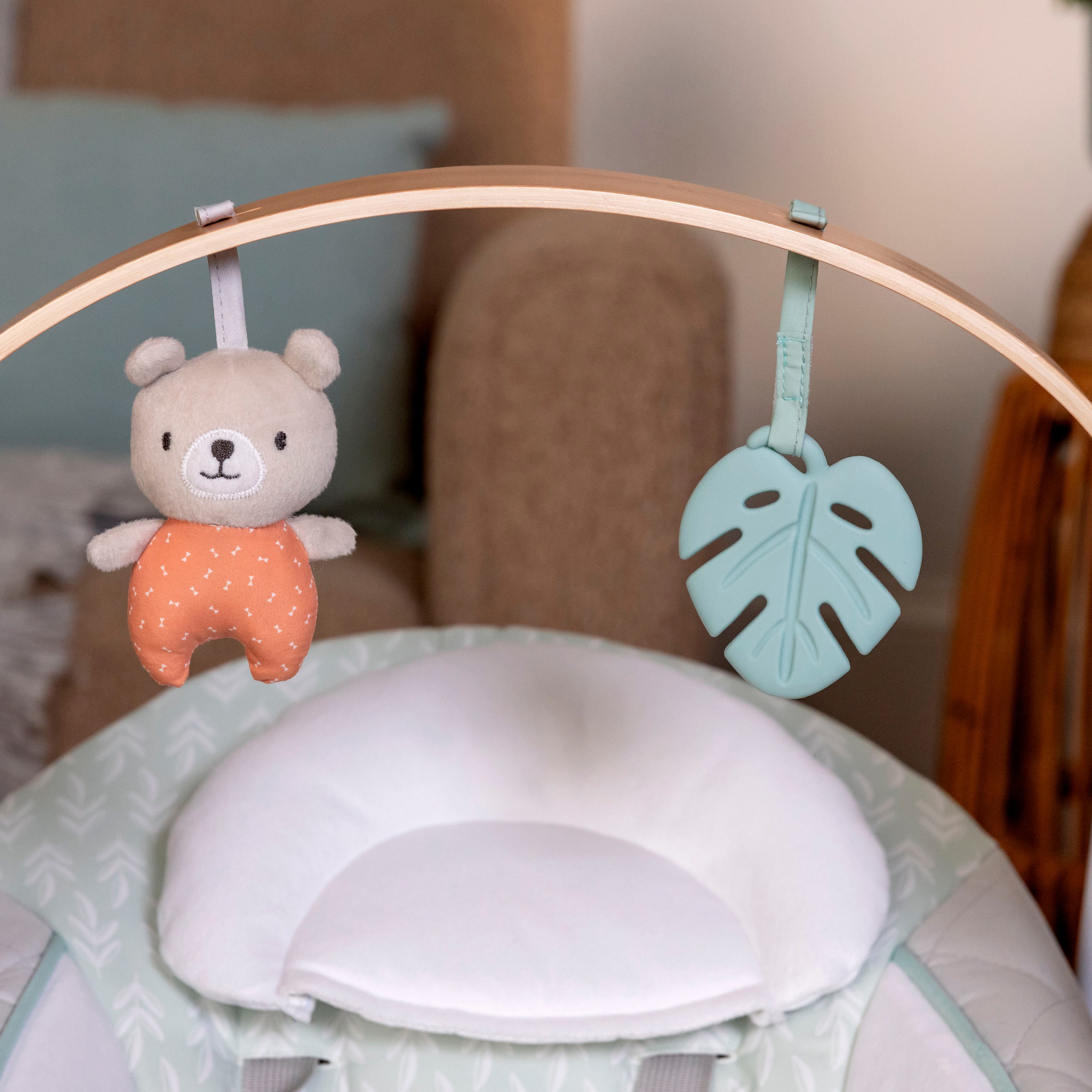 ingenuity Babywippe »Cozy Spot Swing 'n Go Portable Swing«, bis 9 kg, mit Sound-Effekt