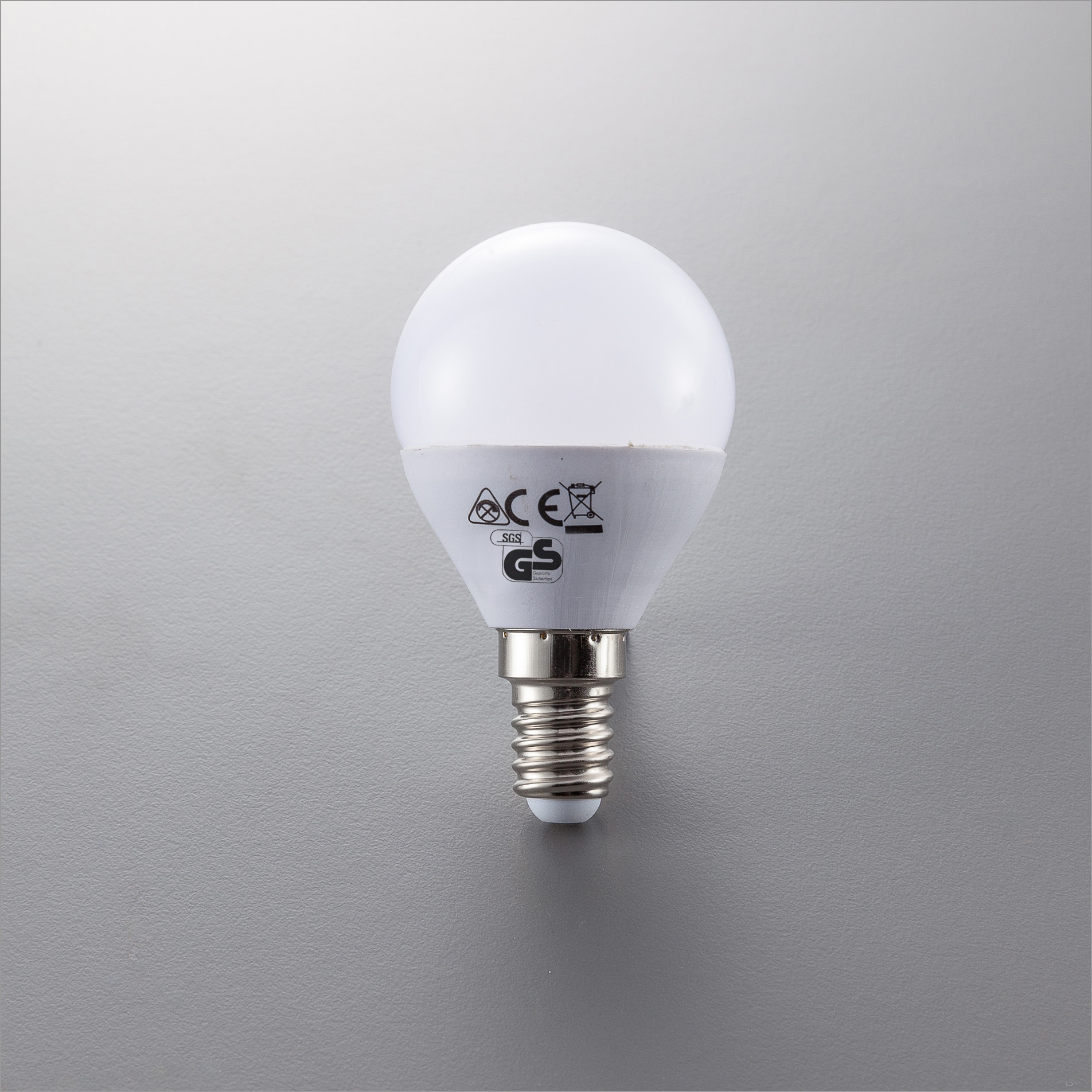 B.K.Licht LED-Leuchtmittel, E14, 5 St., Warmweiß, LED-Lampe Glühbirne 5 Watt 470 Lumen 3.000 Kelvin Energiesparlampe