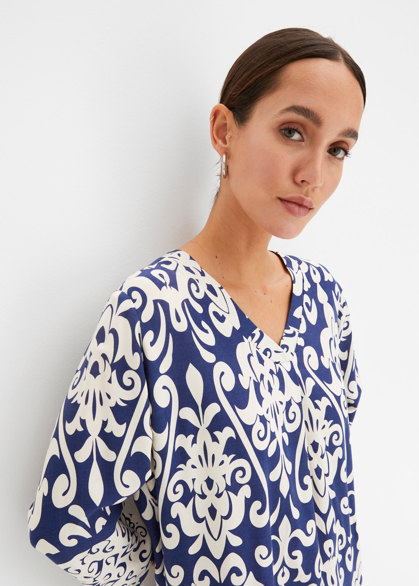 bonprix Tunikakleid aus Viskose, eleganter Stil, A-Linien-Passform, 3/4-Ärmel