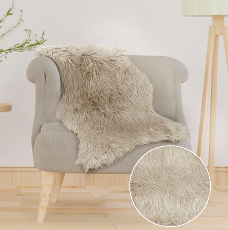 Home affaire Hochflor-Teppich »Valeria Fellteppich kuschelig«, fellförmig, 60 mm Höhe, Kunstfell, Fellform, weiche Teppiche, Schlafzimmer, Wohnzimmer