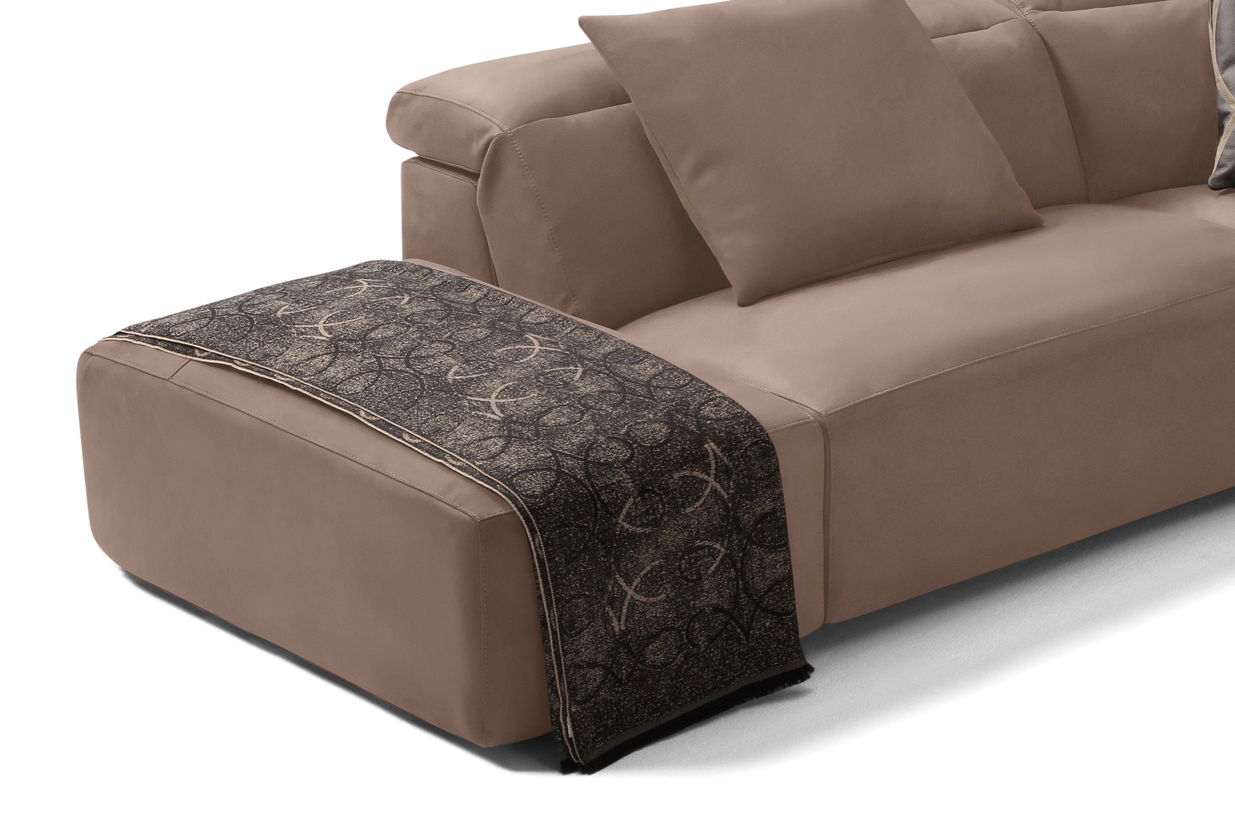 Egoitaliano Ecksofa »Beverly, extravangantes Designsofa mit erstklassigem S günstig online kaufen