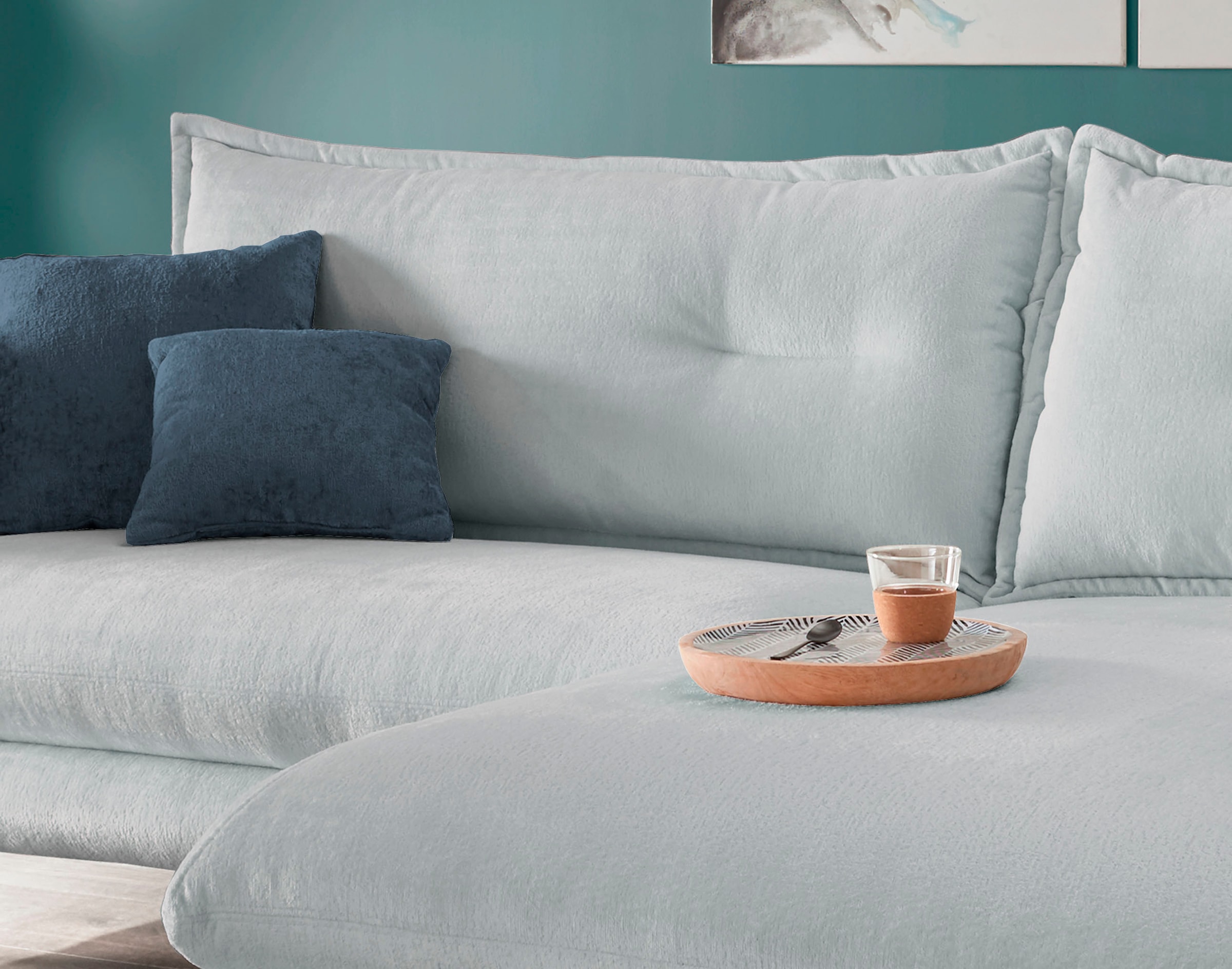 INOSIGN Ecksofa »Lazio modern und bequem, schmale Armlehnen, tolle Detailverarbeitung«, zwei verschiedene Fußfarben wählbar