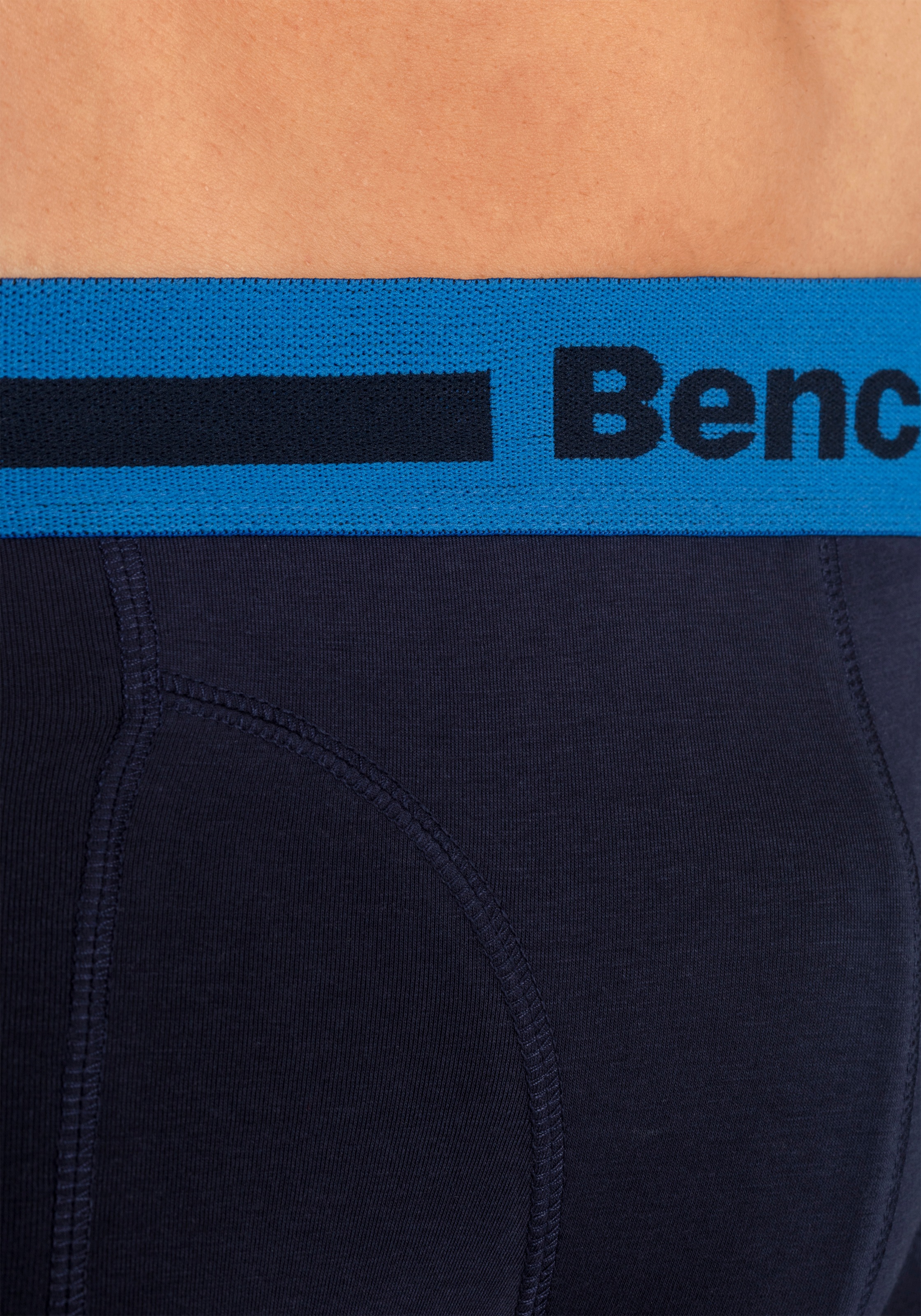 Bench. Boxer »Boxershorts für Herren«, (Packung, 4 St.), mit Overlock-Nähten vorn