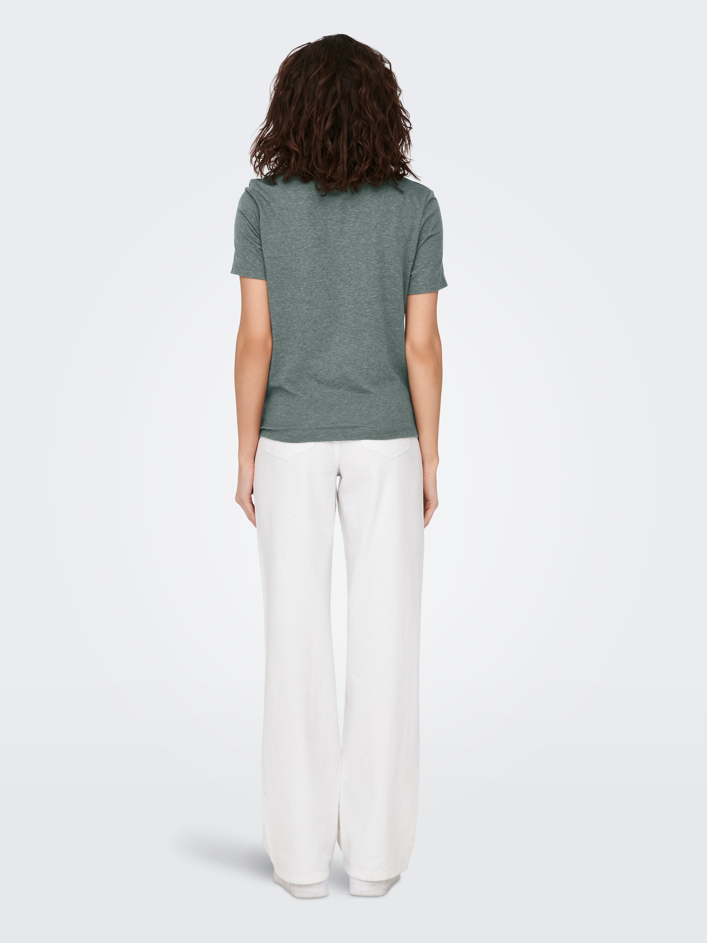 ONLY Kurzarmshirt »ONLCARRIE REG TWIST S/S TOP BOX CS JRS«