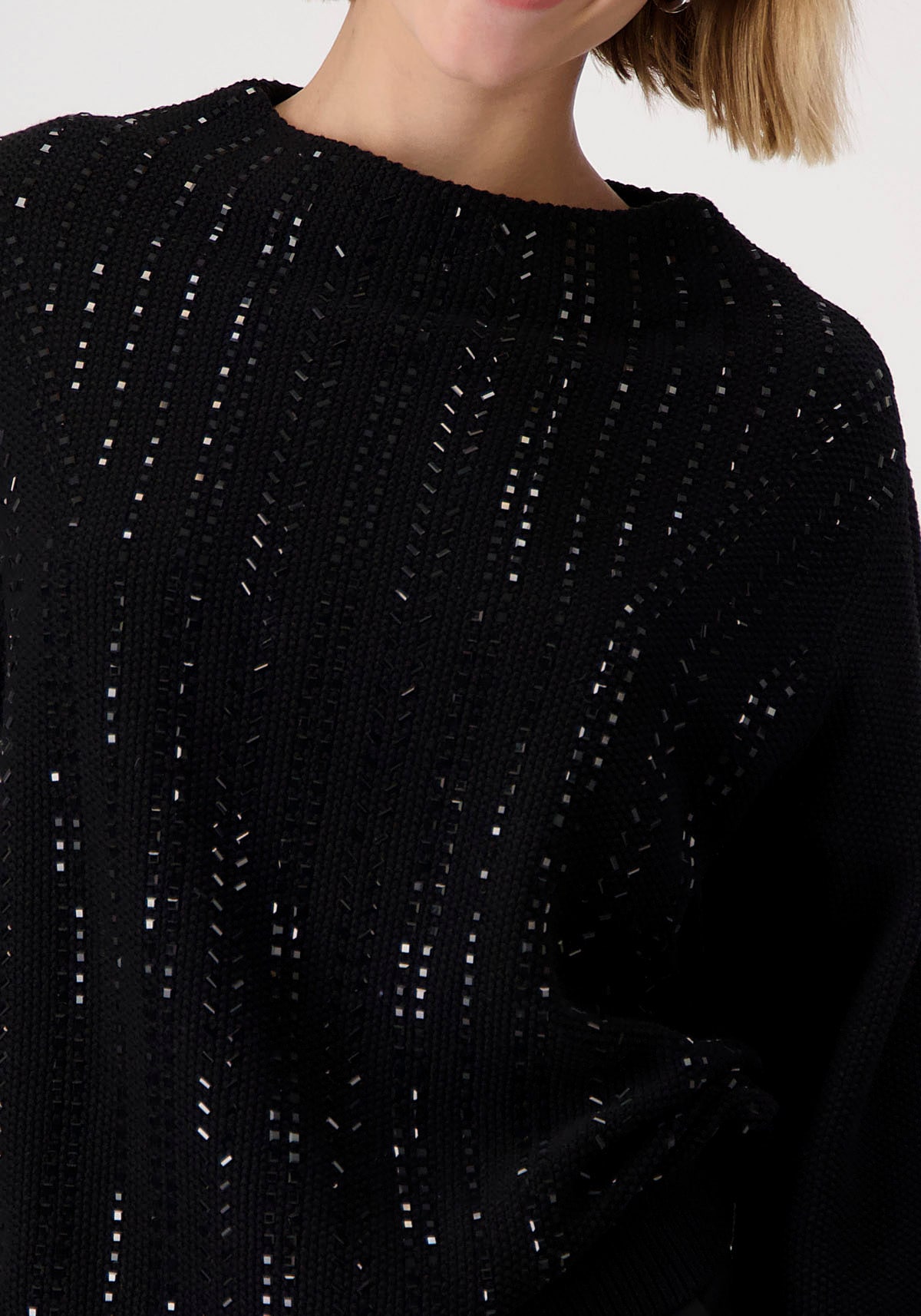 Monari Stehkragenpullover, mit Glitzersteinchen
