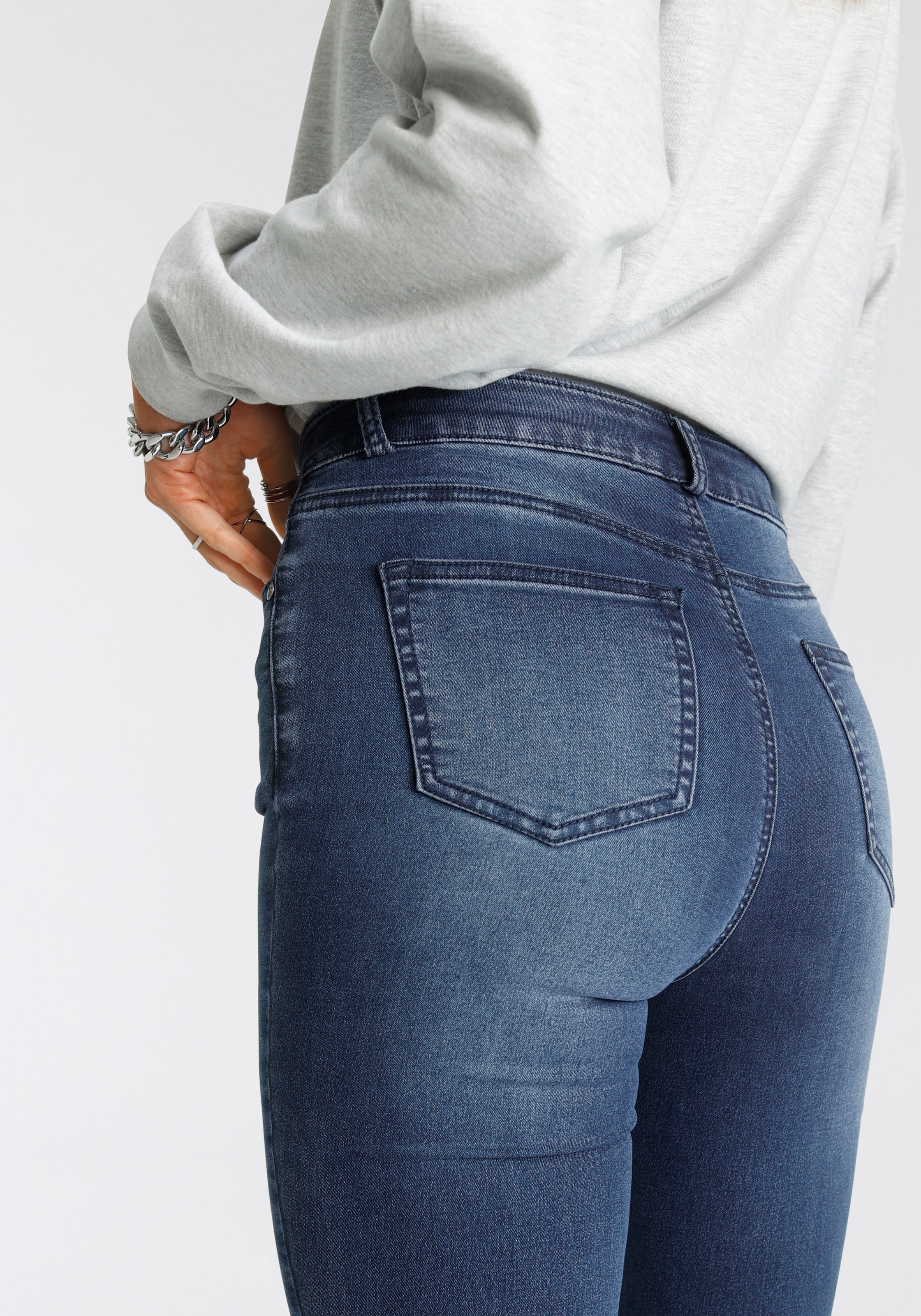 Arizona Bootcut-Jeans »Ultra Stretch«, online mit Knopfleiste High durchgehender Waist bestellen
