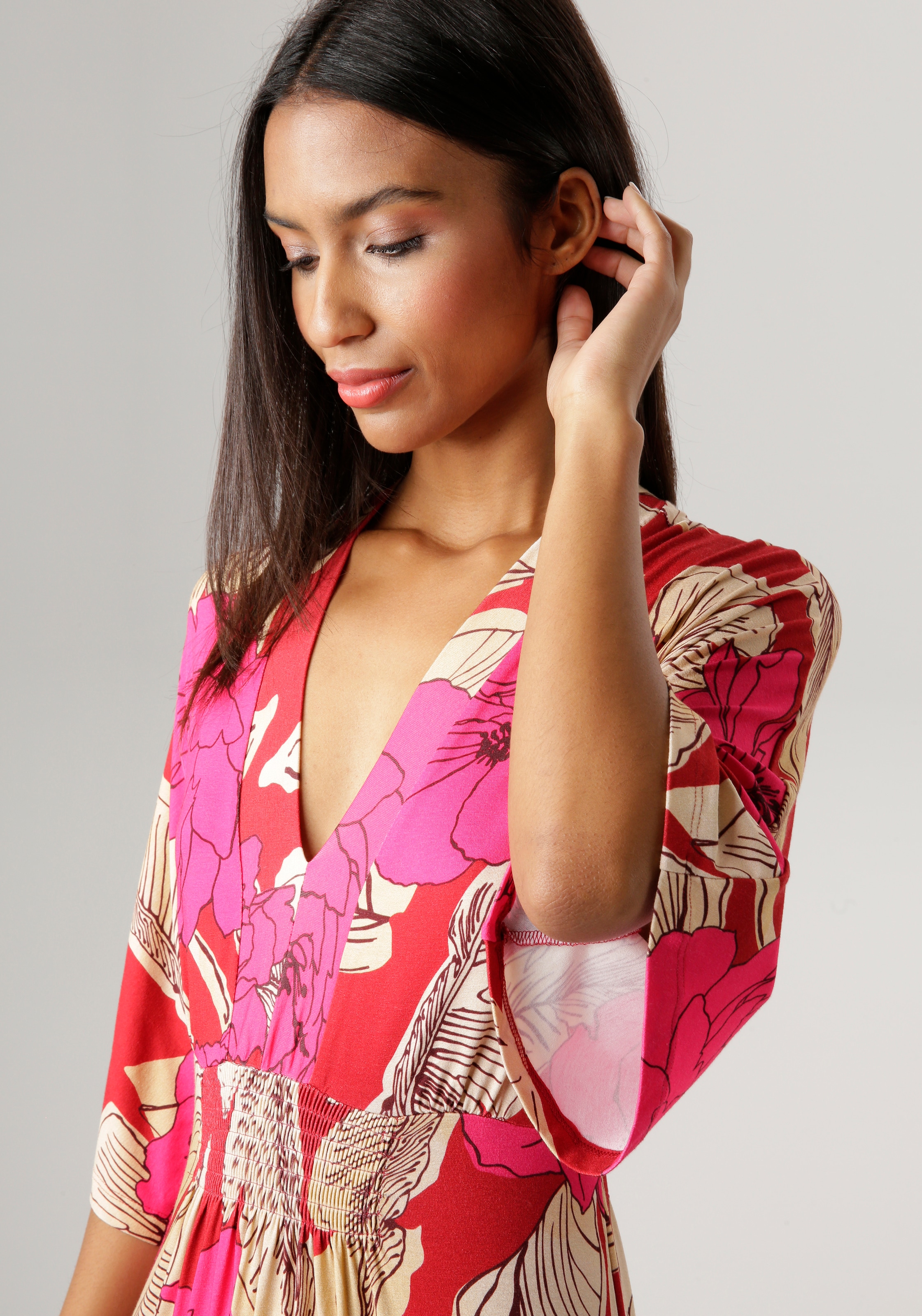 Aniston SELECTED Sommerkleid, mit großflächigem Blüten- und Blätterdruck -  NEUE KOLLEKTION online bei