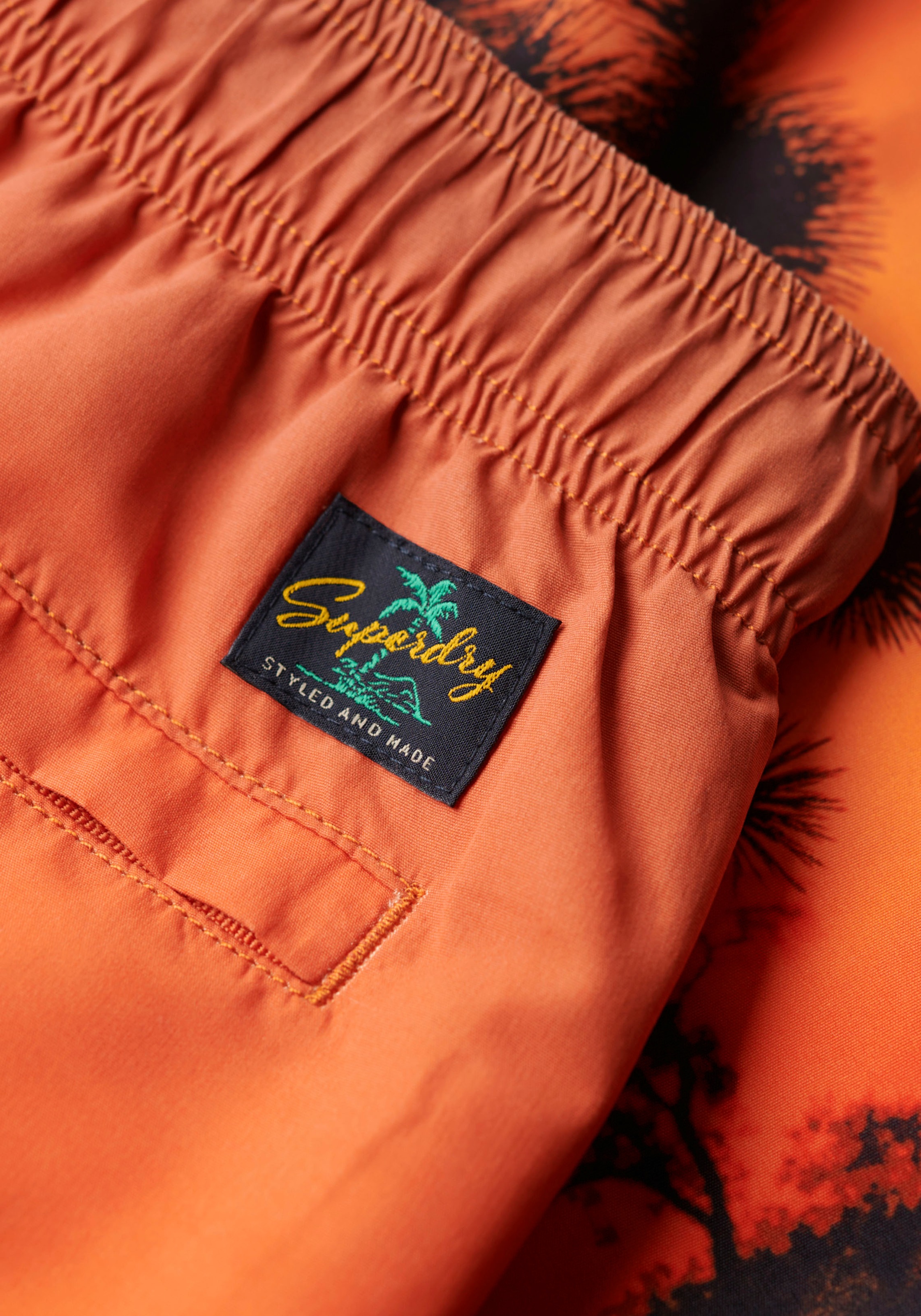 6. Bild von Superdry Badeshorts »SD-PHOTOGRAPHIC 17" SWIM SHORT«
