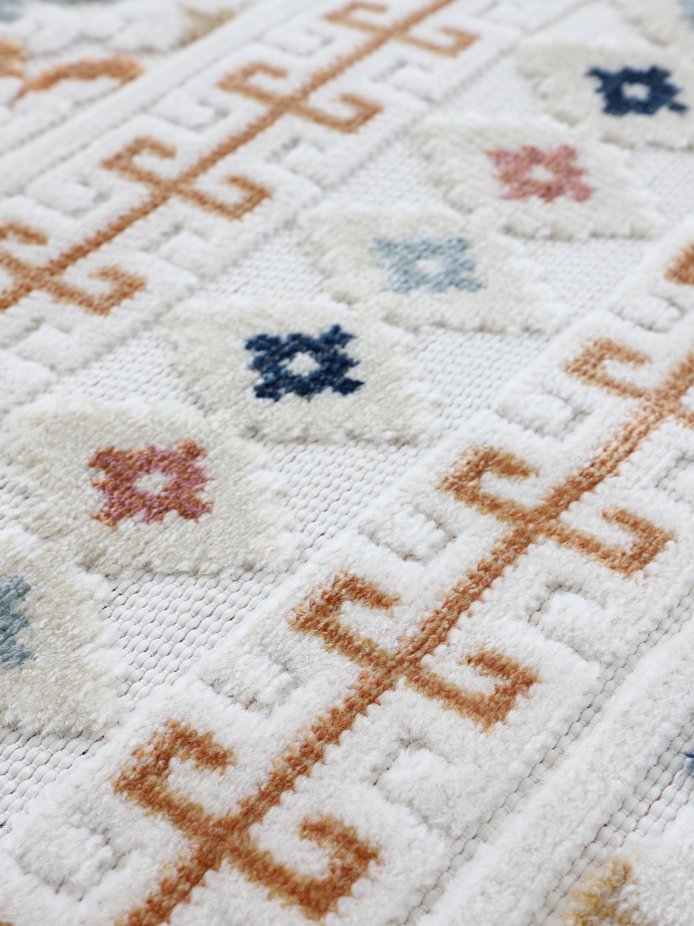 carpetfine Teppich »Deja 103«, rund, 4 mm Höhe, robustes Flachgewebe, Motiv- Floral Palmenblätter, Hoch-Tief Effekt