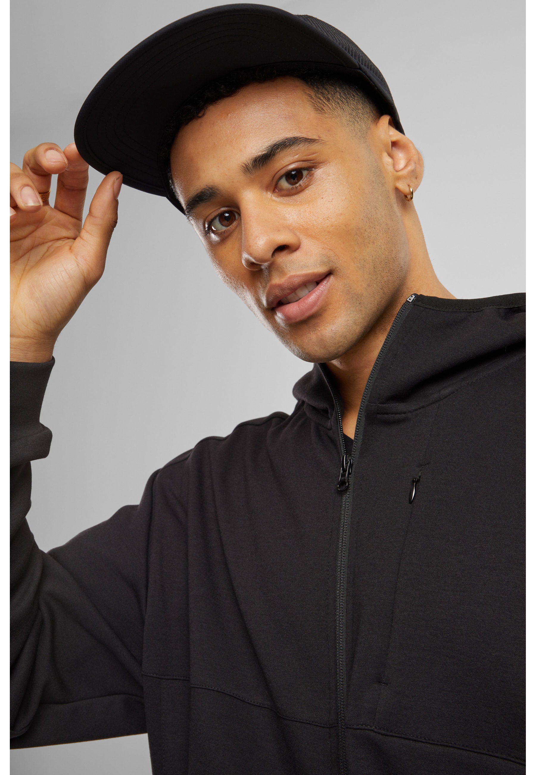 URBAN CLASSICS Kapuzenpullover »Urban Classics Scuba Zip Pocket Hoody« 1