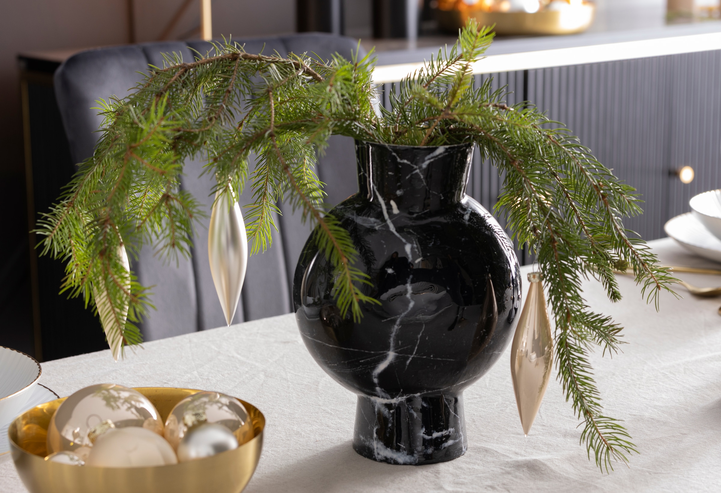 Leonique Tischvase »Elienna, in Marmoroptik«, (1 St.), Dekovase aus Metall, Höhe ca. 23 cm