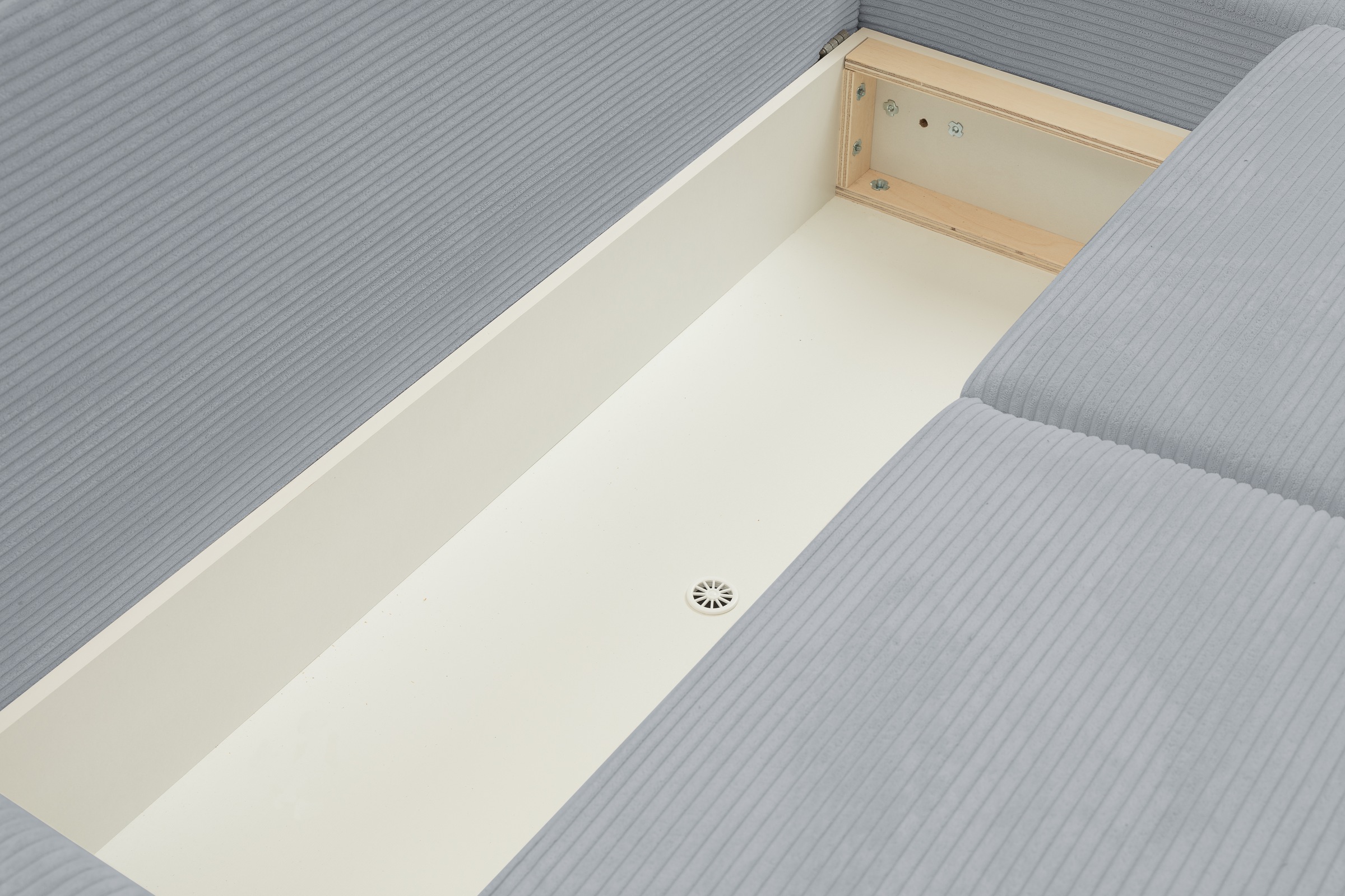 WERK2 Ecksofa »Riwa, modernes Sofa zum Kuscheln und Entspannen, Breite 300cm, L-Form«, Trendiges Ecksofa mit vielen Kissen, Schlaffunktion & Bettkasten