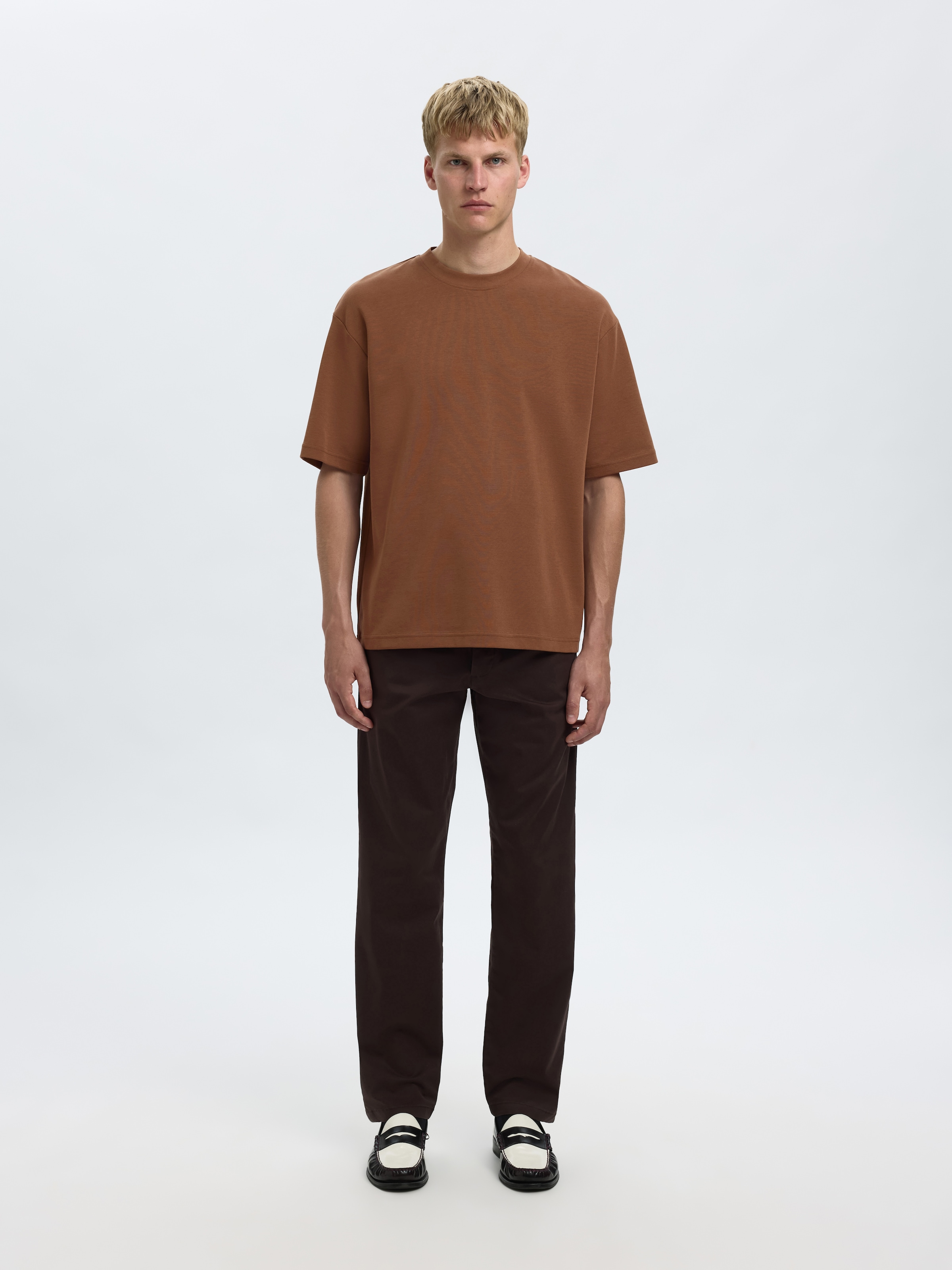 SELECTED HOMME Rundhalsshirt »SLHLOOSEOSCAR SS O-NECK TEE NOOS«
