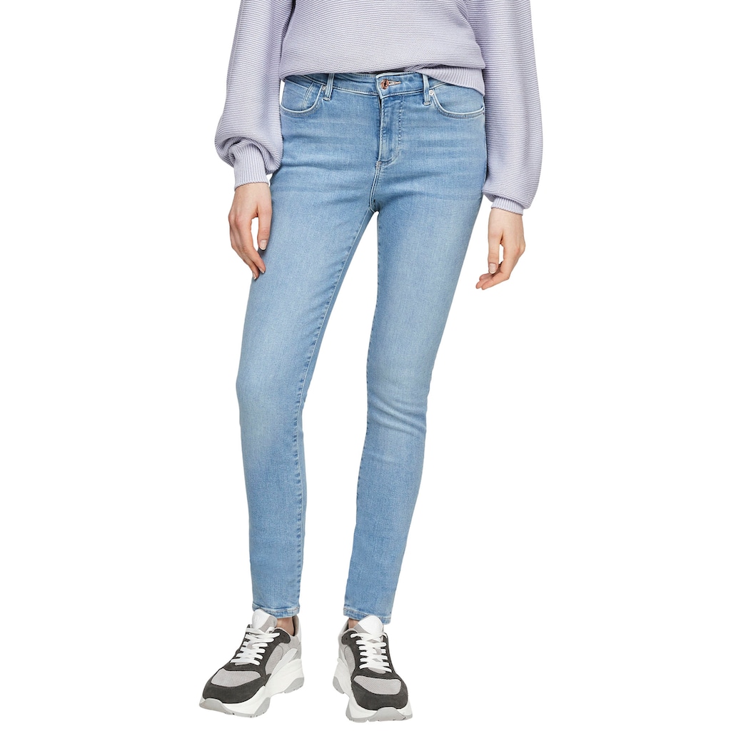s.Oliver Skinny-fit-Jeans »Izabell«, in coolen, unterschiedlichen Waschungen