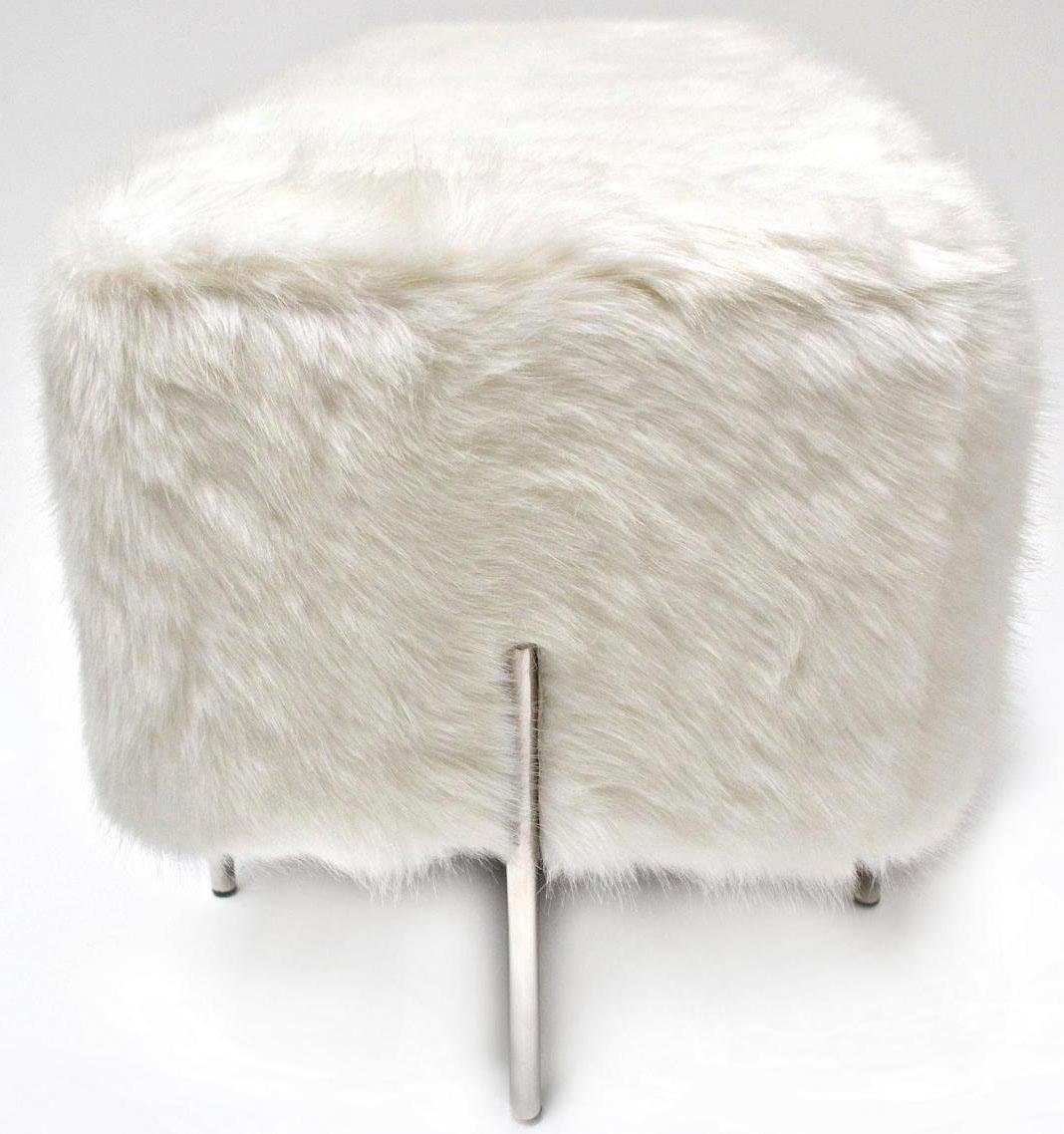 Leonique Hocker »Kube«, Quadratischer Fellhocker, Kunstfell Silber, ca. 44x44x45 cm