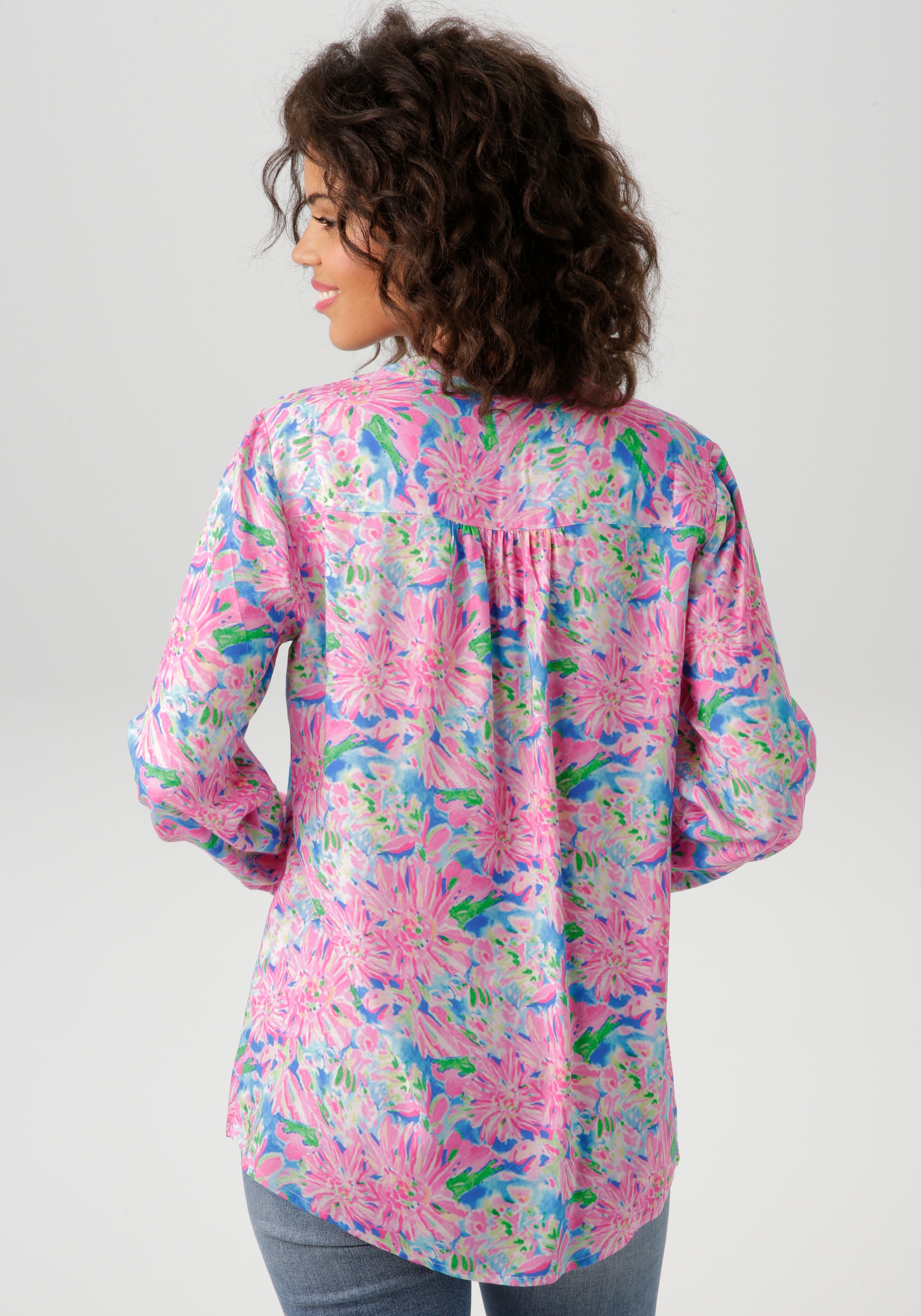 Aniston CASUAL Schlupfbluse, mit farbenfrohem, malerischen Blumendruck