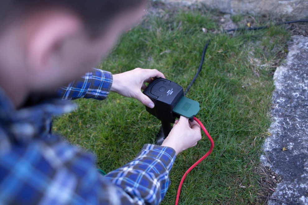 Brennenstuhl Gartensteckdose »Connect Wifi«, smarte Gartensteckdose mit Sprachsteuerung, Kabellänge 3m