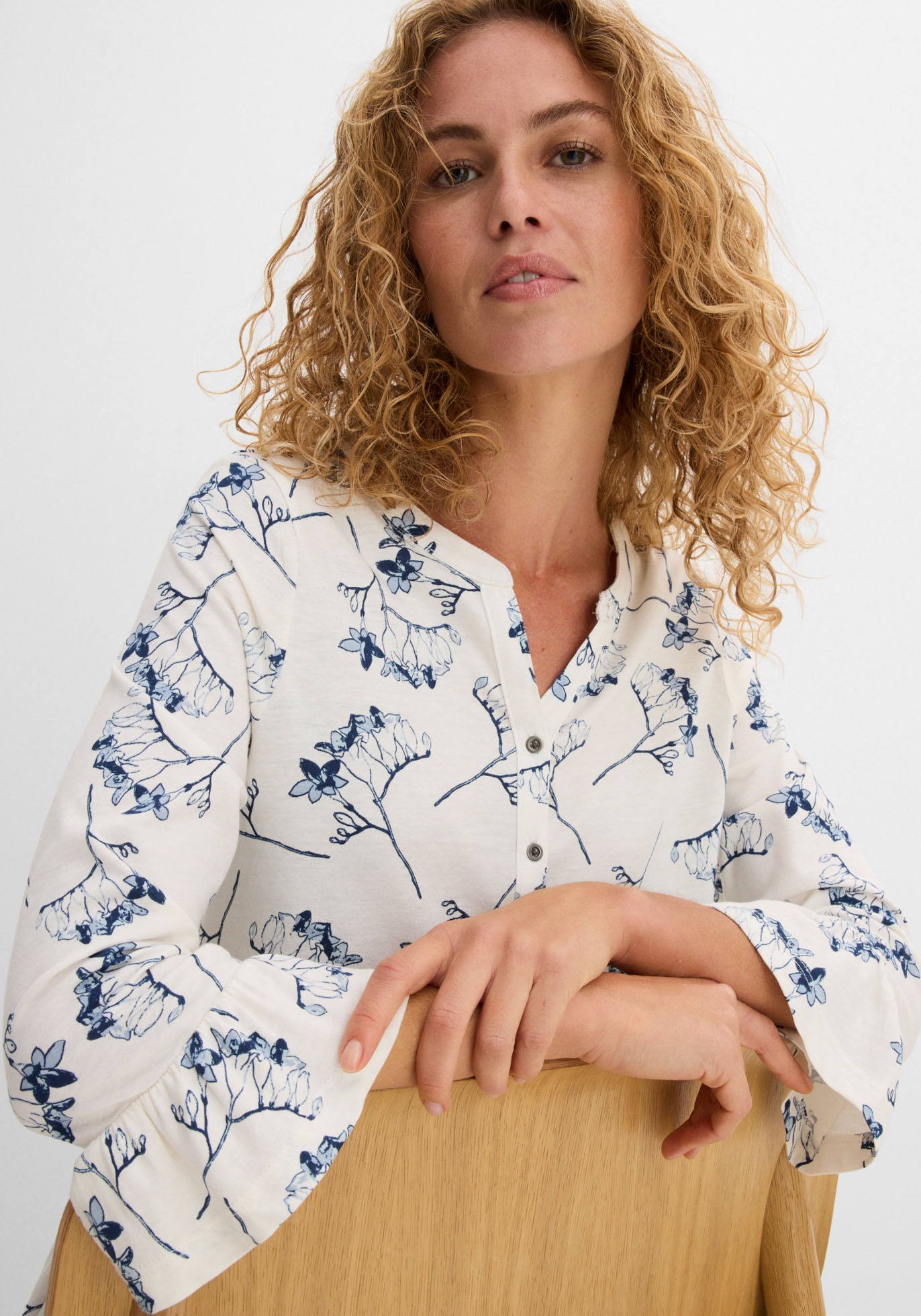 bonprix Druckbluse ausgestellte Passform, 3/4-Ärmel, für Frühling und Sommer
