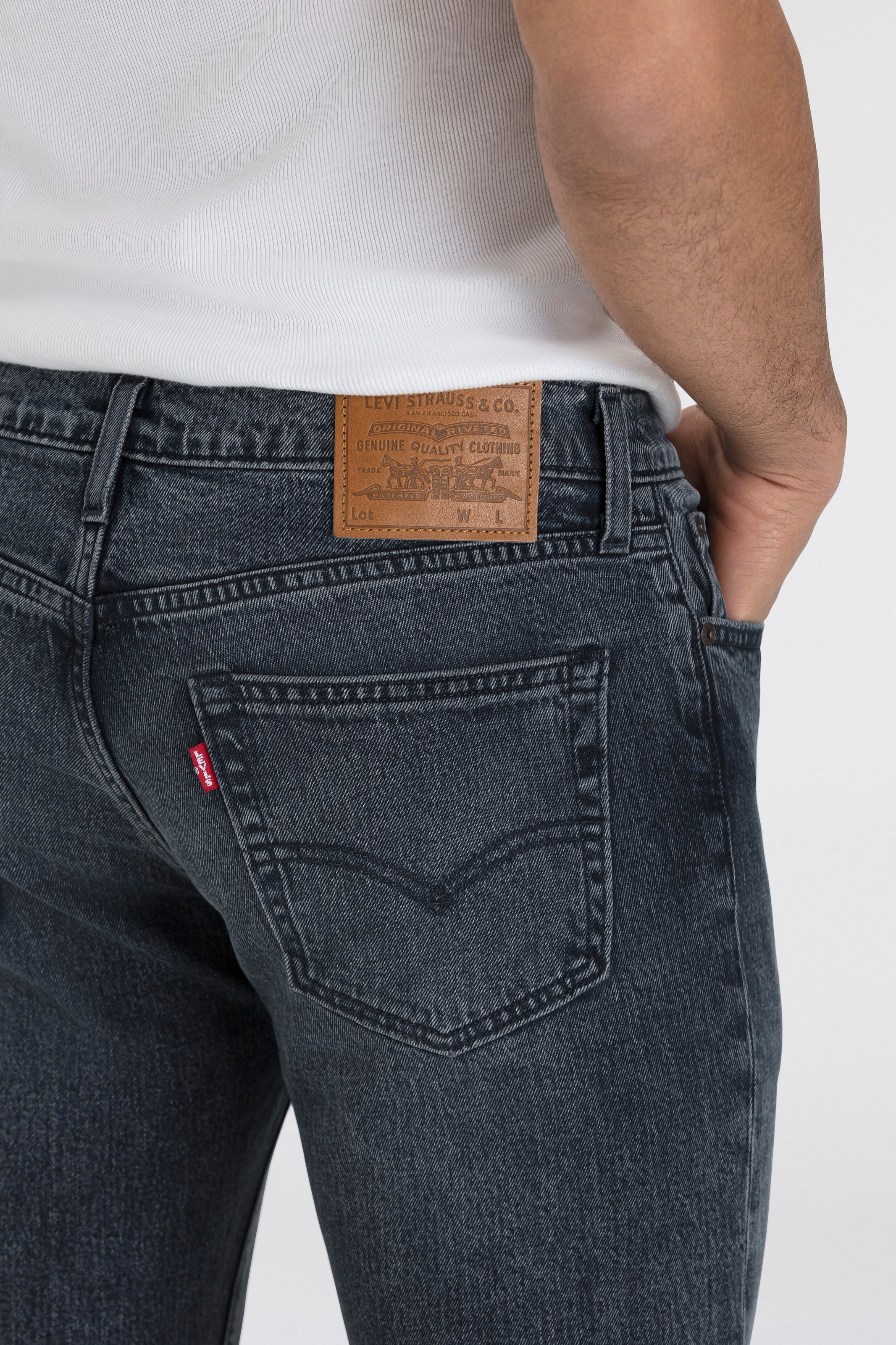 Levi's® Tapered-fit-Jeans »512 Slim Taper Fit«, mit Markenlabel