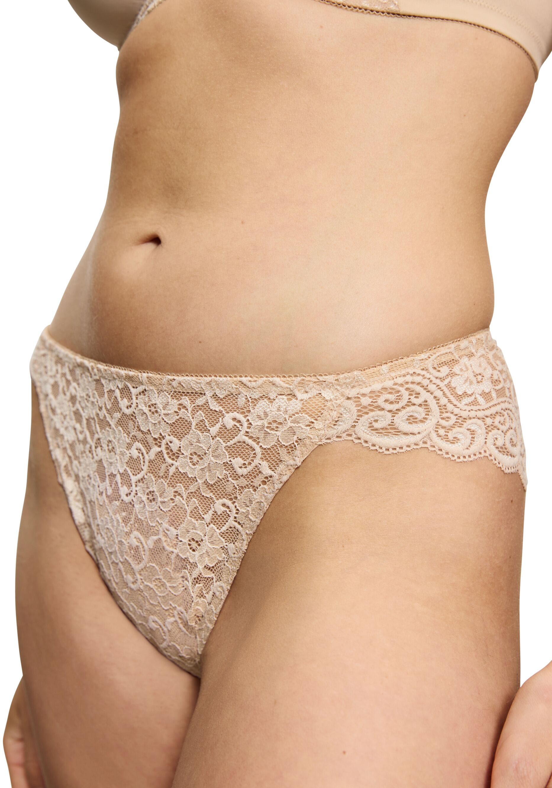 Triumph Slip »Amourette Highleg Tai«, Strech-Spitze