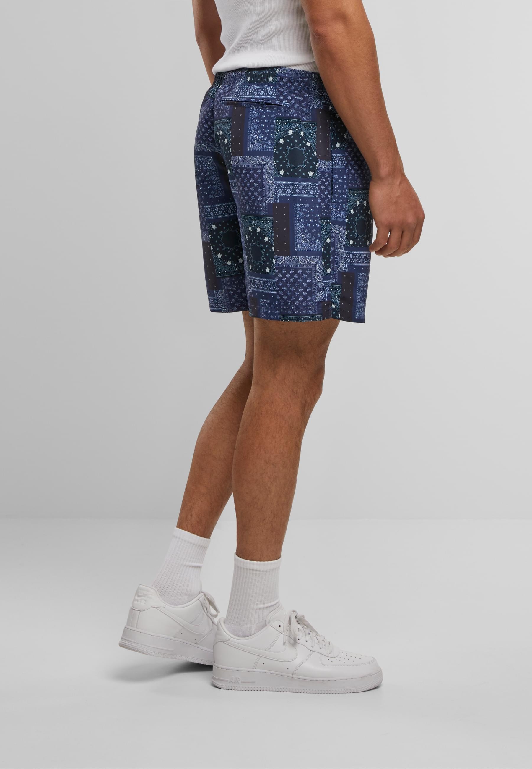 URBAN CLASSICS Badeshorts »Urban Classics Herren Pattern Swim Shorts«