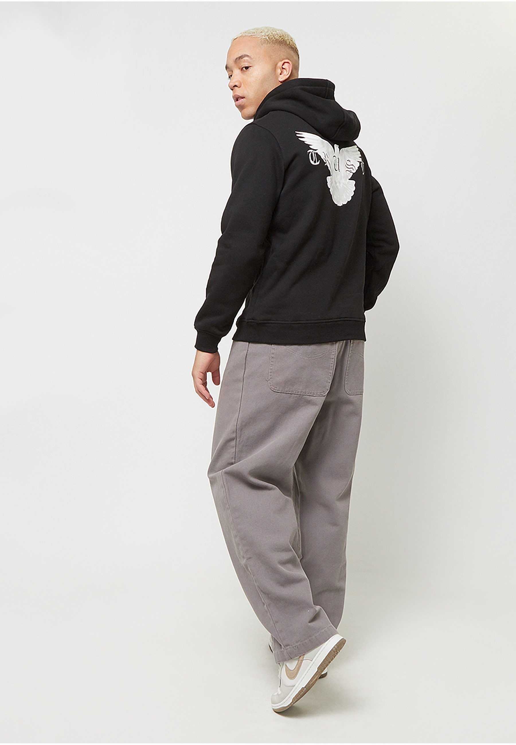 MisterTee Kapuzenpullover »MisterTee Trust Dove Hoody« 1 Stk.