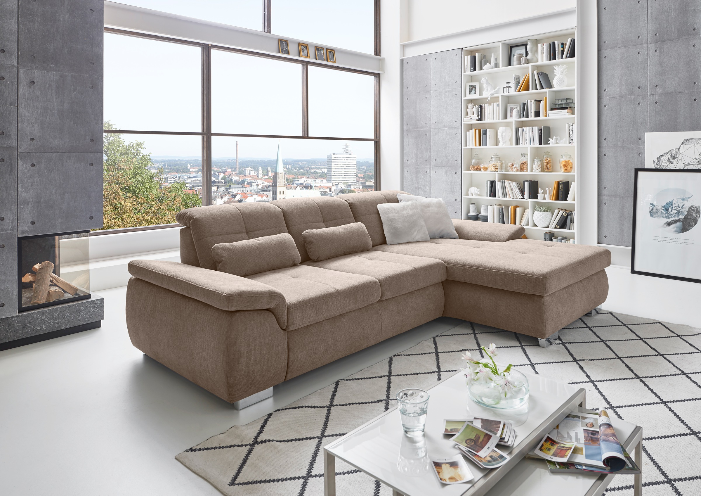 Die PlanBar Ecksofa »MP-IN16037 L-Form mit Kaltschaum-Polsterung«, mit Sitztiefenverstellung & Zierkissen