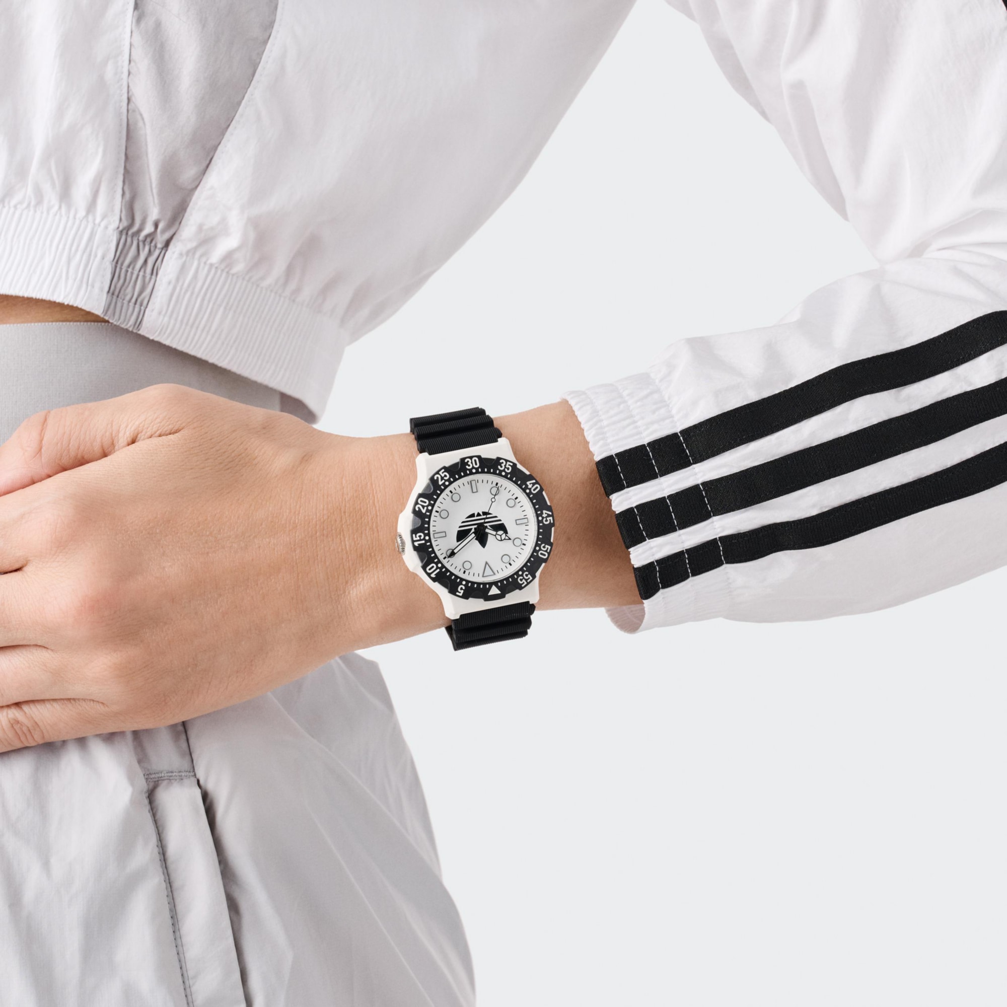 adidas Originals Quarzuhr »DISCOVERER TWO« Armbanduhr, Herrenuhr, Damenuhr, Silikonarmband, Leuchtzeiger