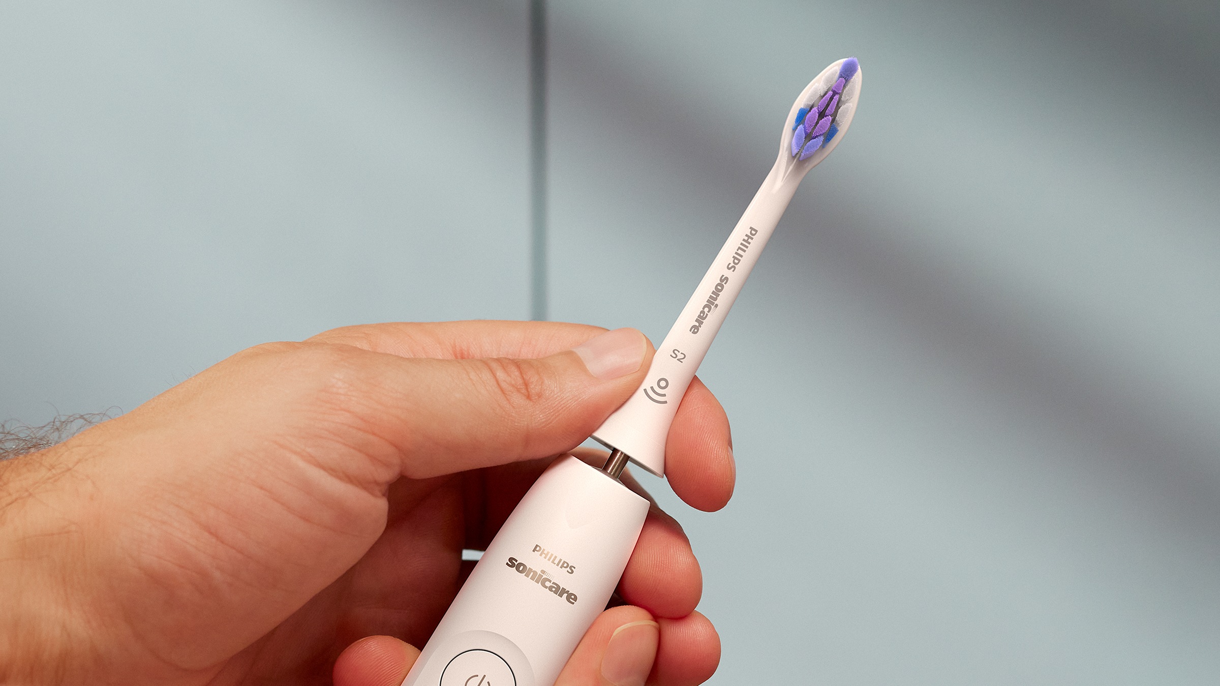 Philips Sonicare Elektrische Zahnbürste »Series 6500 HX7410/02«, 2 St. Aufsteckbürsten, mit Andruckkontrolle, 3 Intensitätsstufen, inkl. Ladegerät, Reiseetui