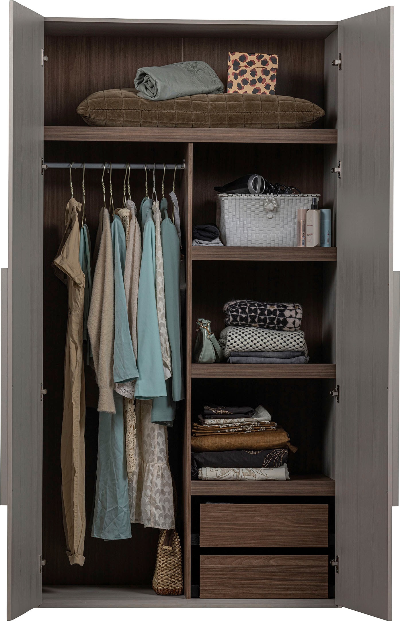 WOOOD Garderobenschrank »Rens«, aus Nussbaum-Dekor, viel Stauraum, Höhe 210 cm
