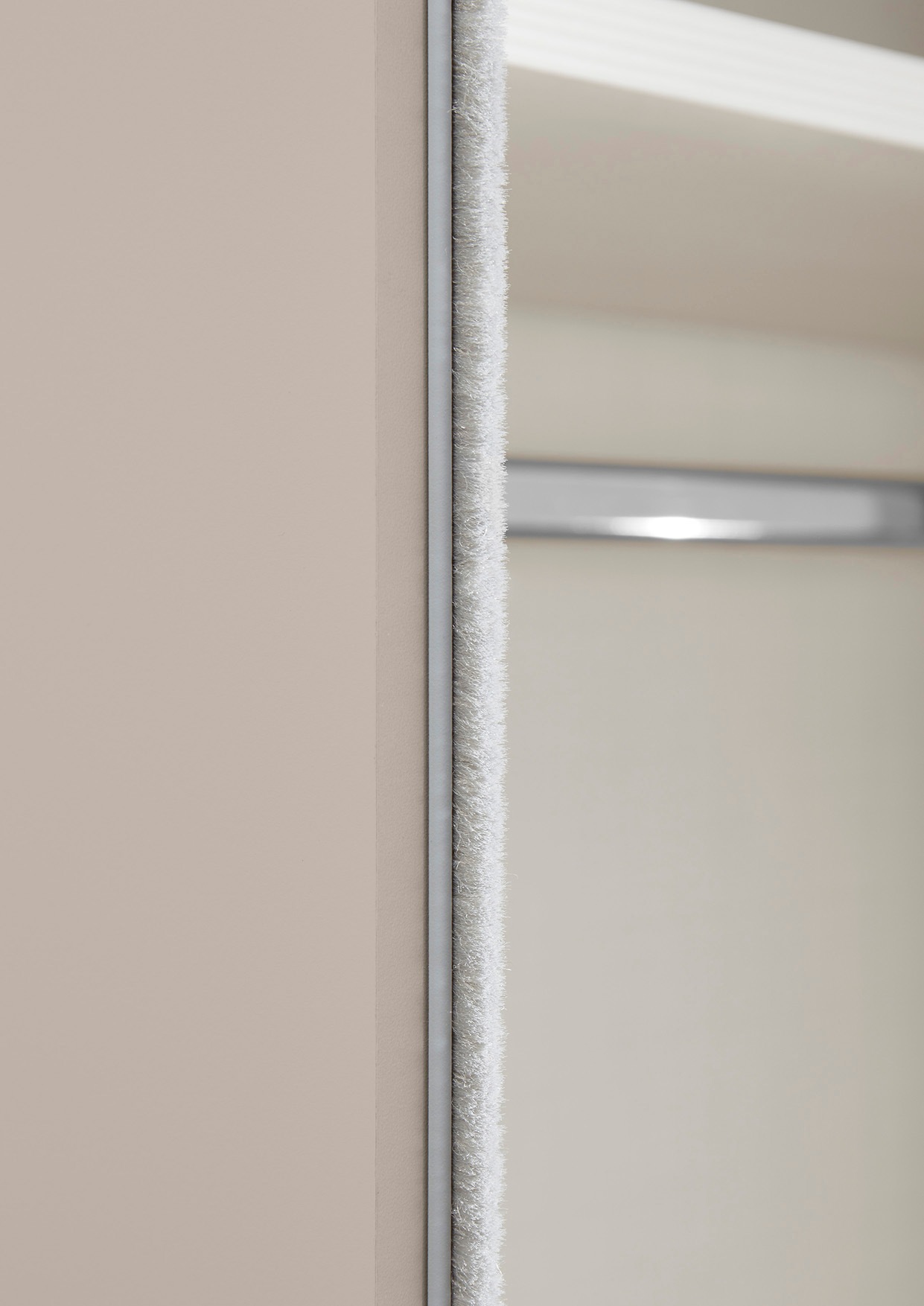 STAUD Schwebetürenschrank »Sinfonie Plus, edles Design in hochwertiger Qualität, Made in Germany« Mit Spiegeltür und vier verschiedenen Ausstattungsvarianten