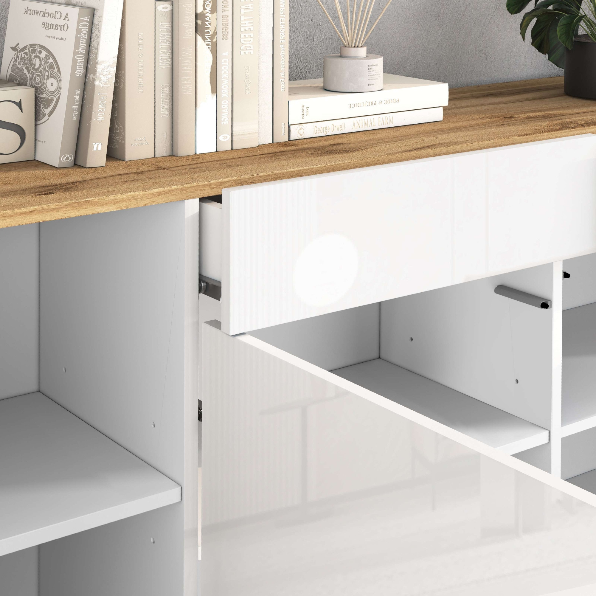 INOSIGN Sideboard »GARDA Sideboard,Kommode, Schrank, Kredenz Grifflos mit Push to Open«, (1 St.), 4 Türen, 2 Schubladen, grifflos Breite 200 cm