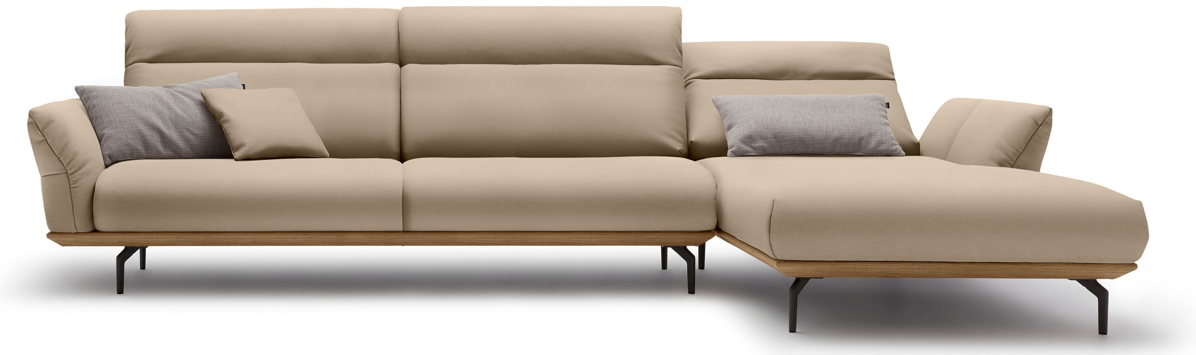 Creation BY ROLF BENZ Ecksofa »CR.460«, Sockel in Nussbaum, Winkelfüße in Umbragrau, Breite 338 cm
