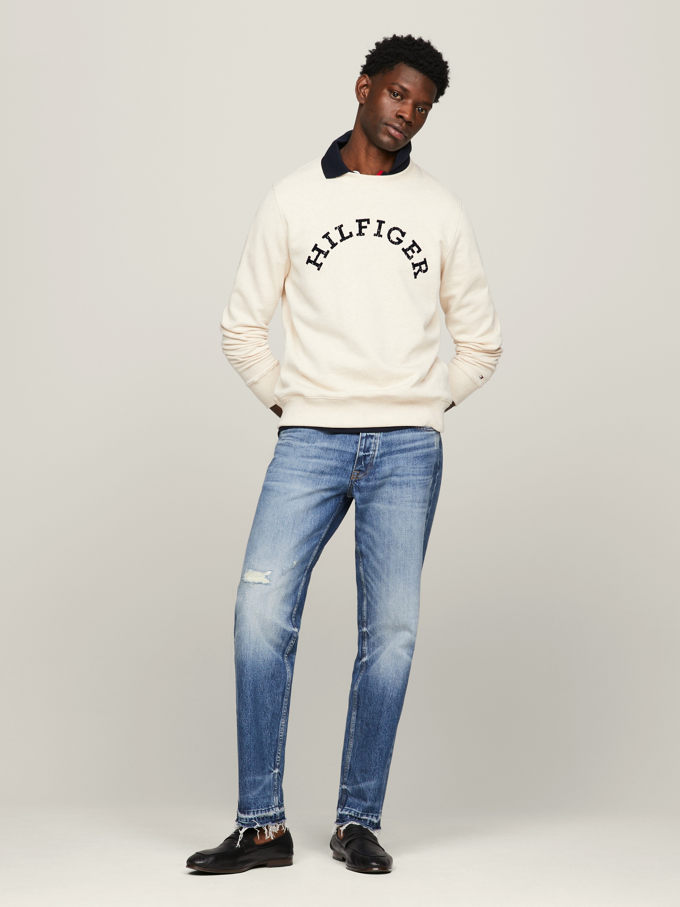 Tommy Hilfiger Sweatshirt »HILFIGER ARCHED HTR SWEATSHIRT« mit gebrochenem Print