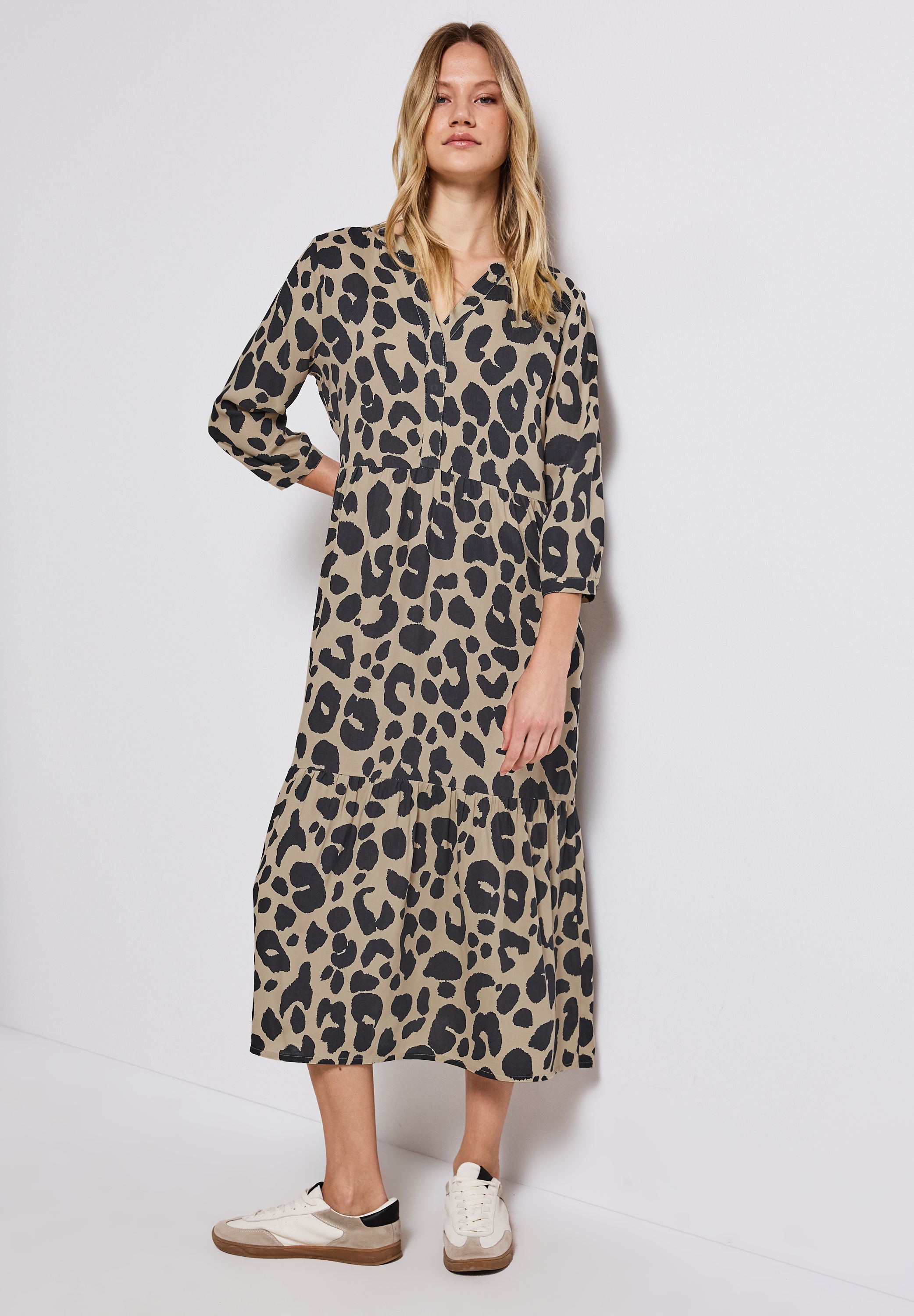 STREET ONE Volantkleid, 3/4-Arm und mit Animal-Print