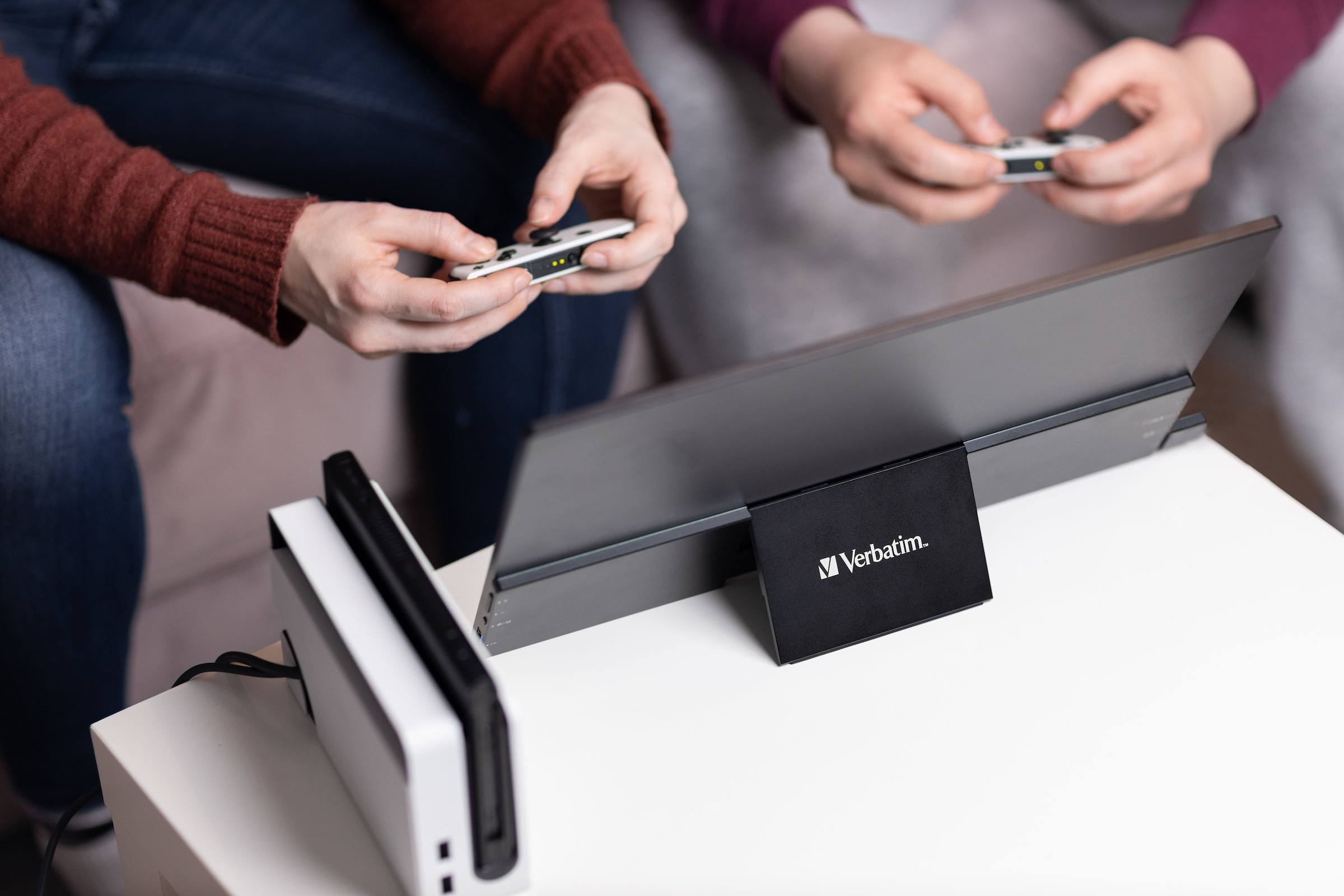 Verbatim Portabler Monitor »49593 Verbatim PMT-17« 44 cm/17 ″  1920 x 1080 px Full HD 6 Reaktionszeit 60 Hz